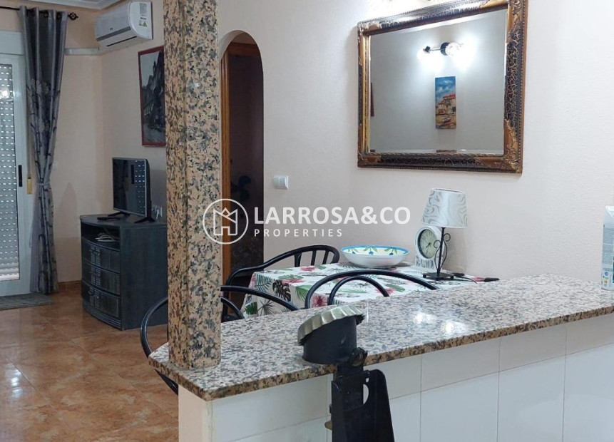 Resale - Apartment - Torrevieja - Centro