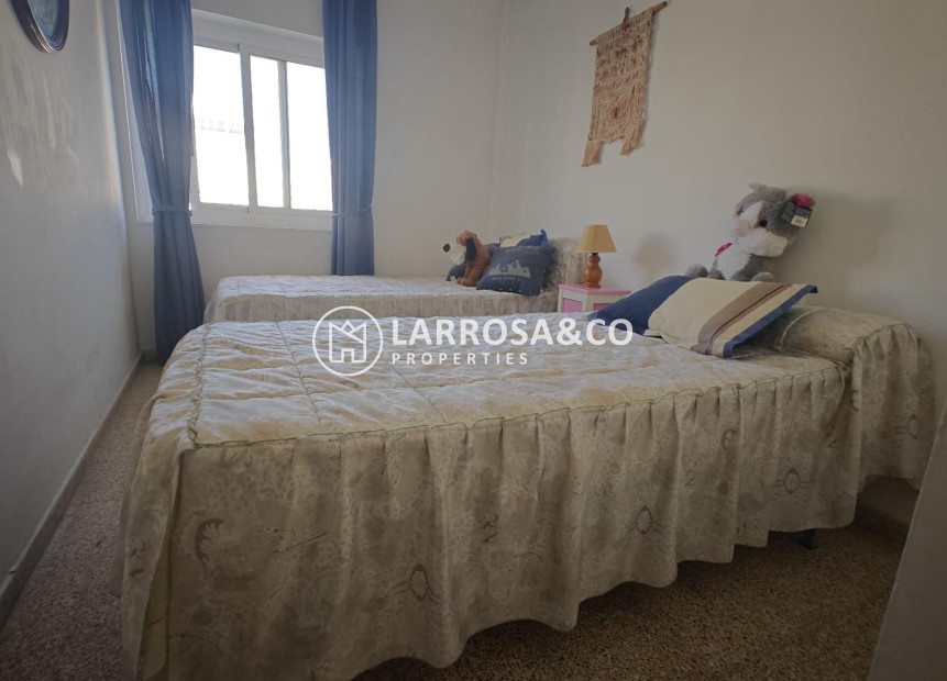 Resale - Apartment - Torrevieja - Centro