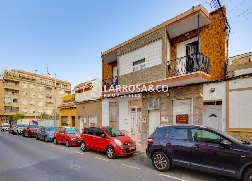 Resale - Apartment - Torrevieja - Centro