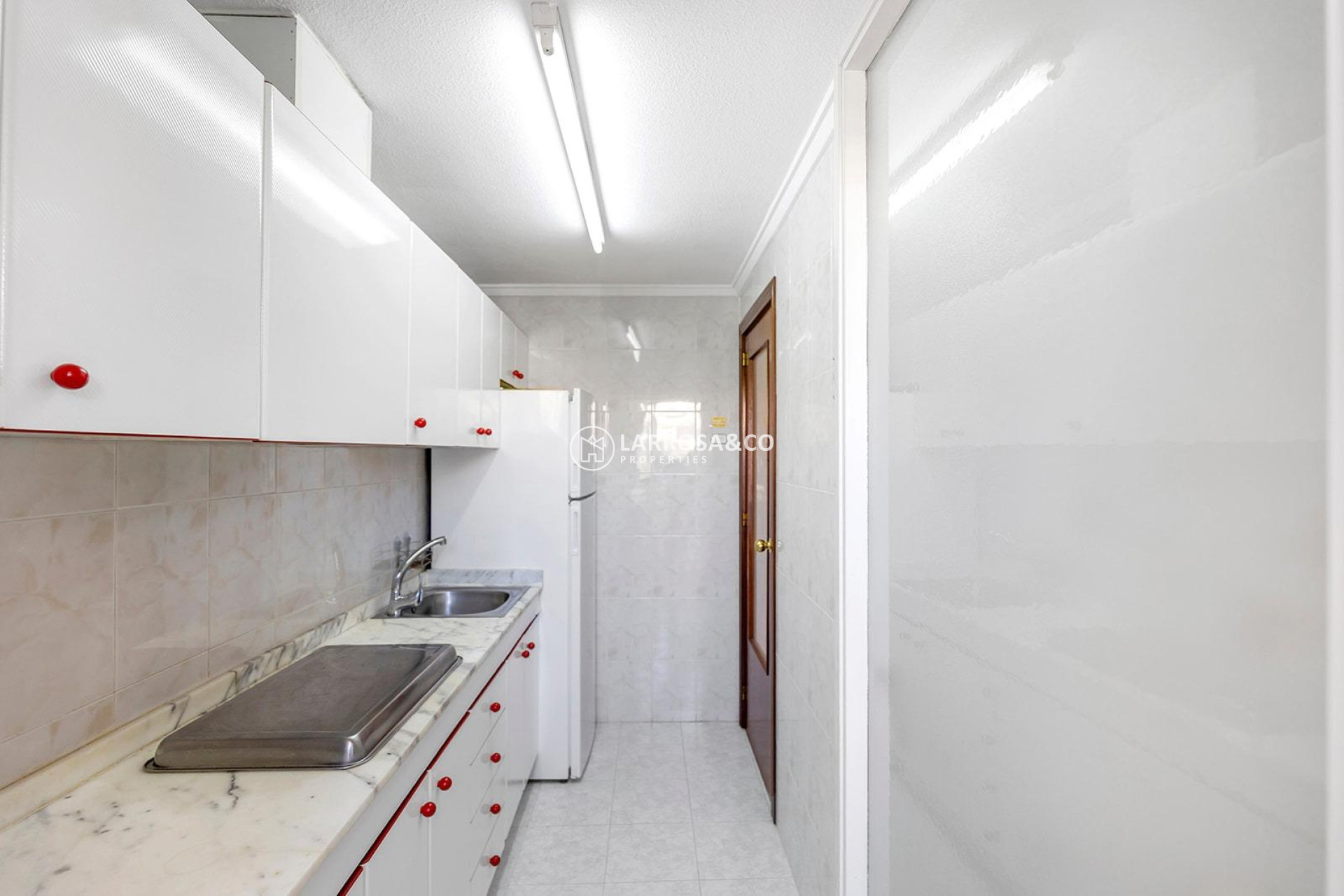 Resale - Apartment - Torrevieja - Centro