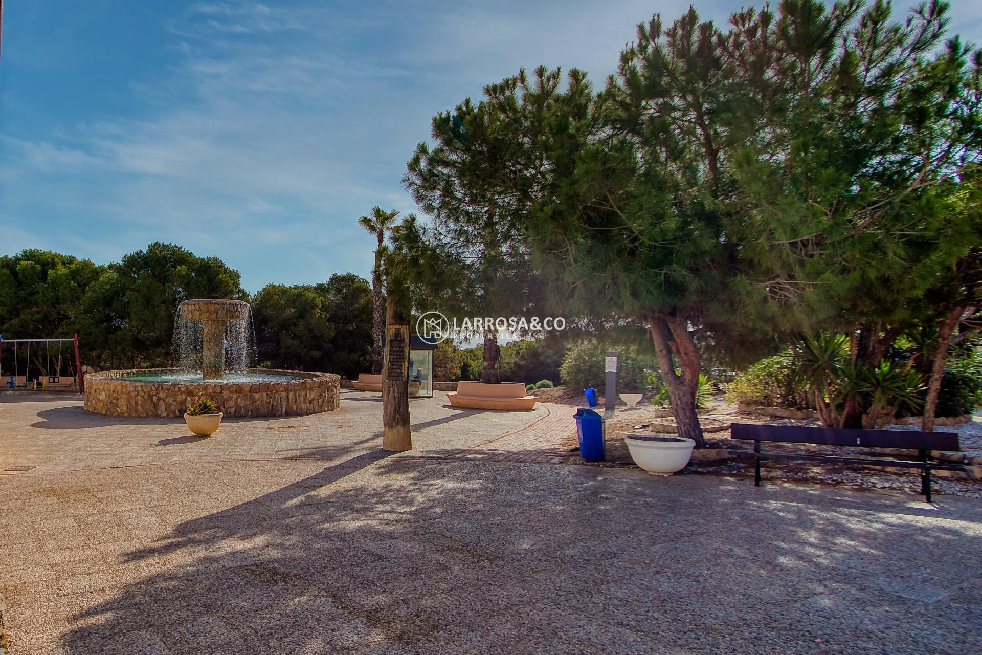 Resale - Apartment - Torrevieja - Centro