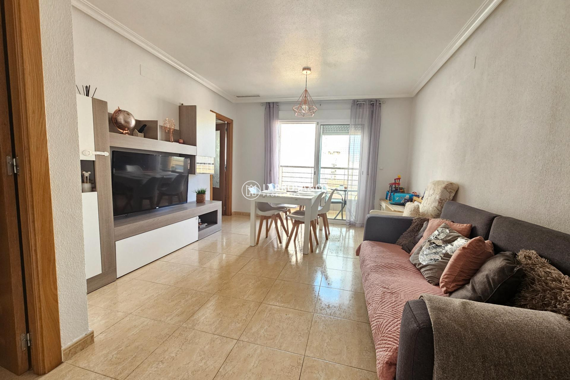Resale - Apartment - Torrevieja - Centro