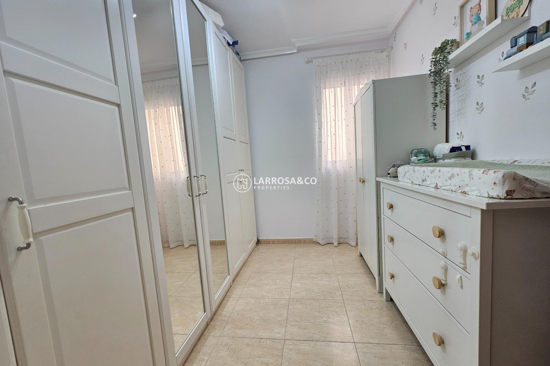 Resale - Apartment - Torrevieja - Centro