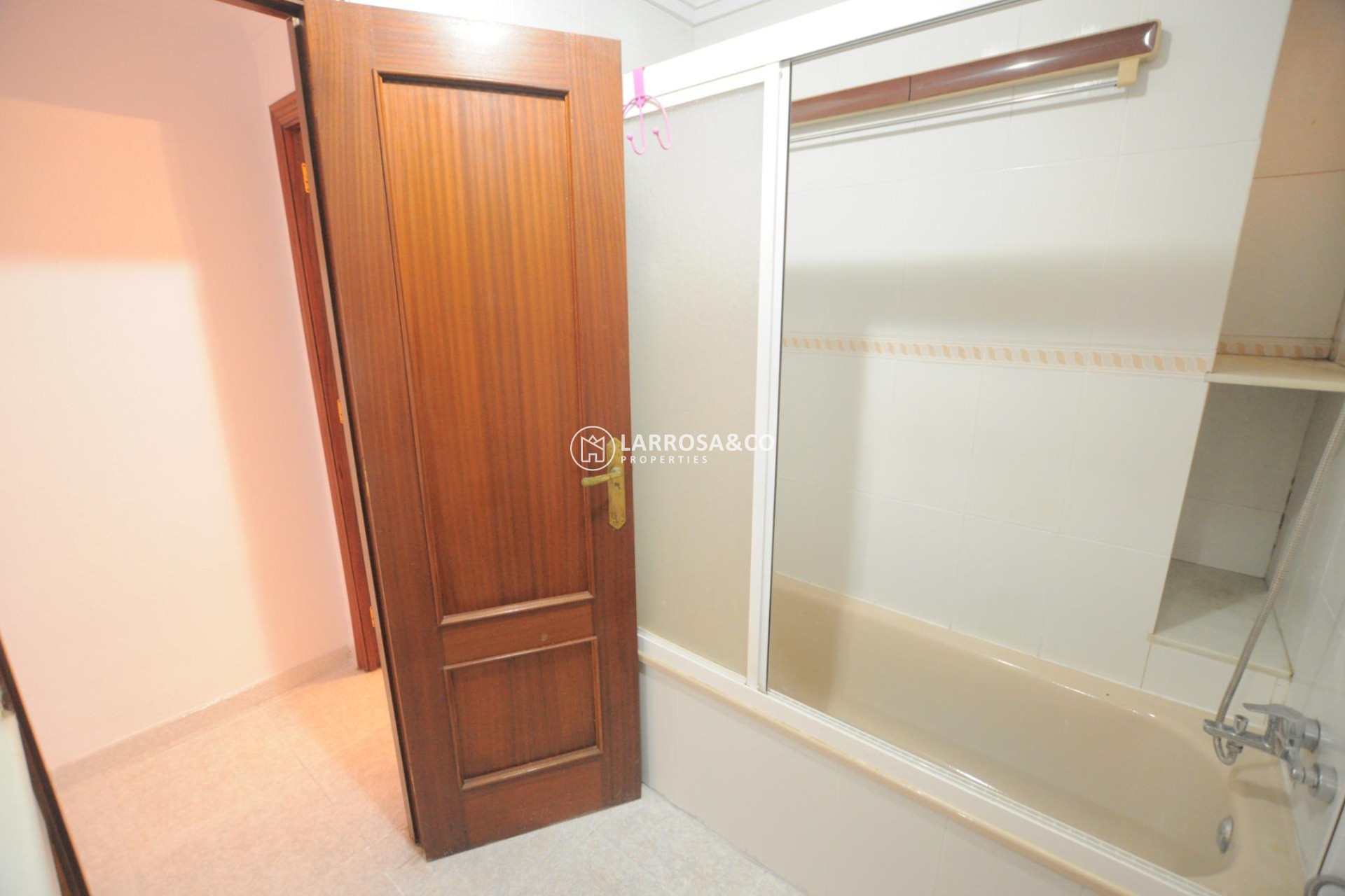 Resale - Apartment - Torrevieja - Centro