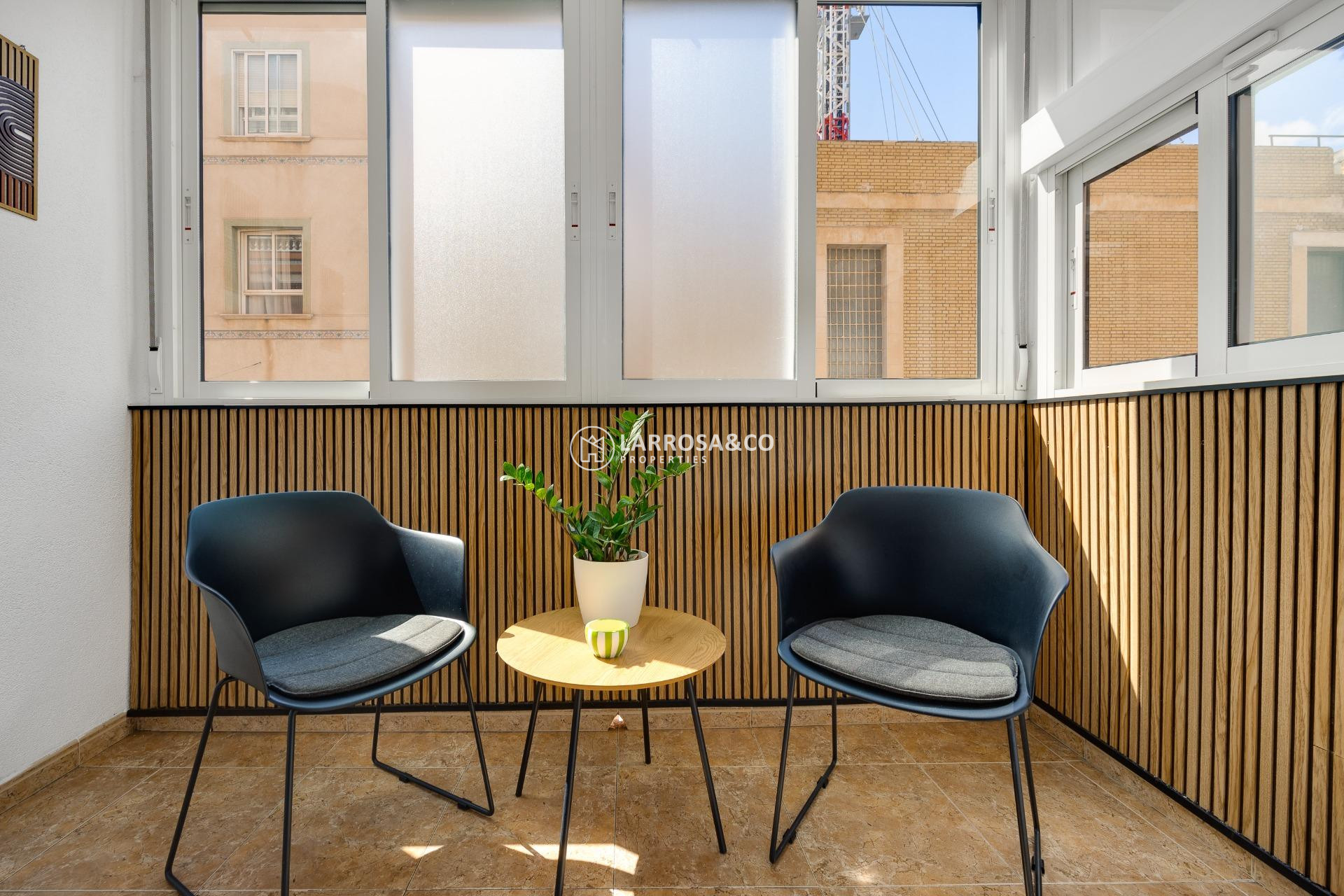 Resale - Apartment - Torrevieja - Centro