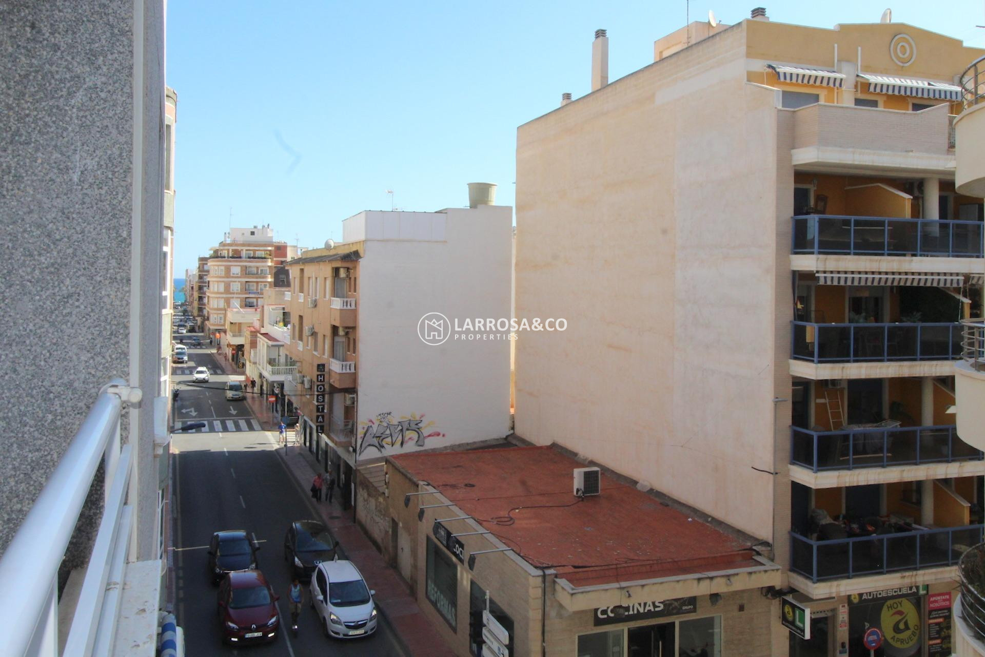 Resale - Apartment - Torrevieja - Centro