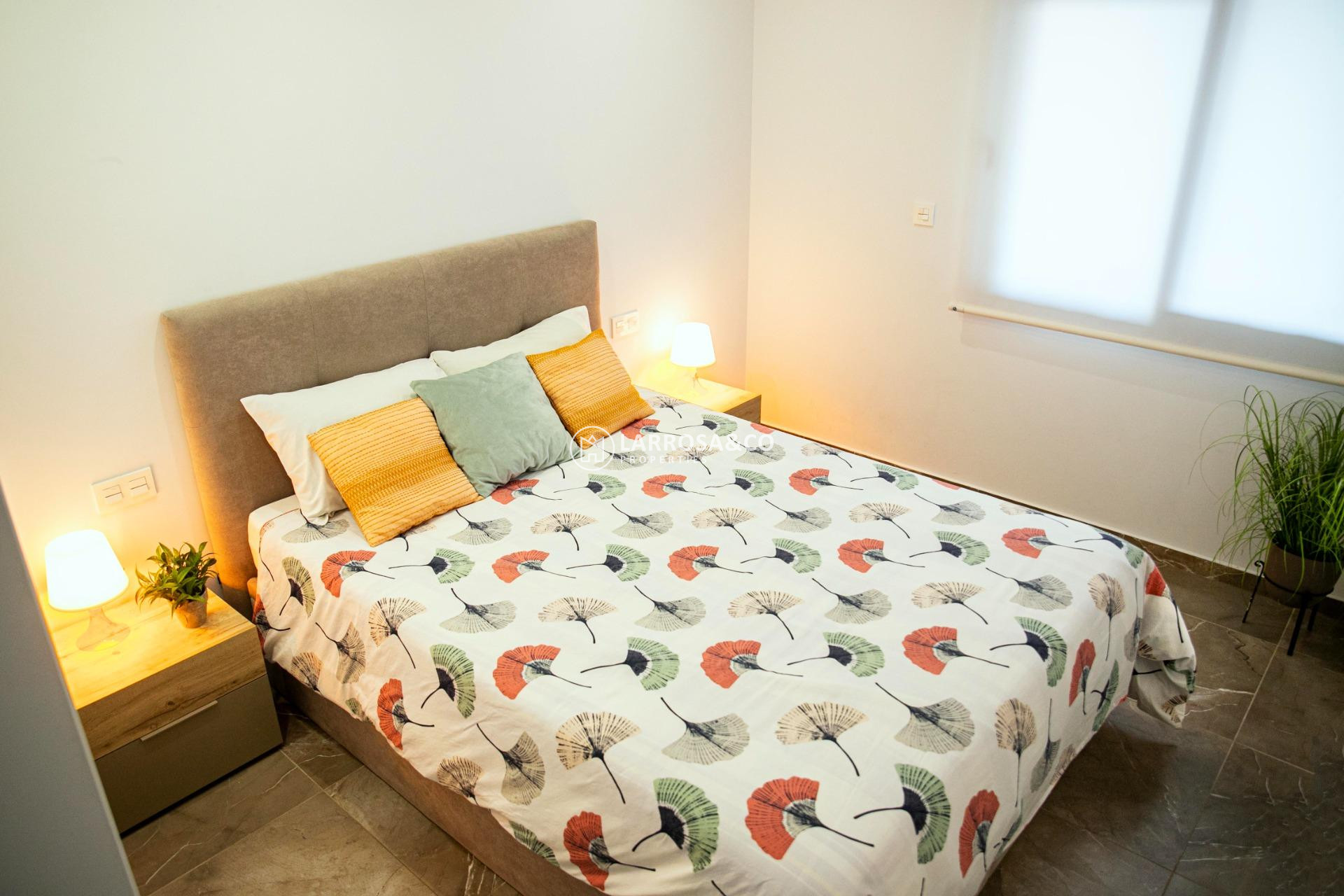 Resale - Apartment - Torrevieja - Centro