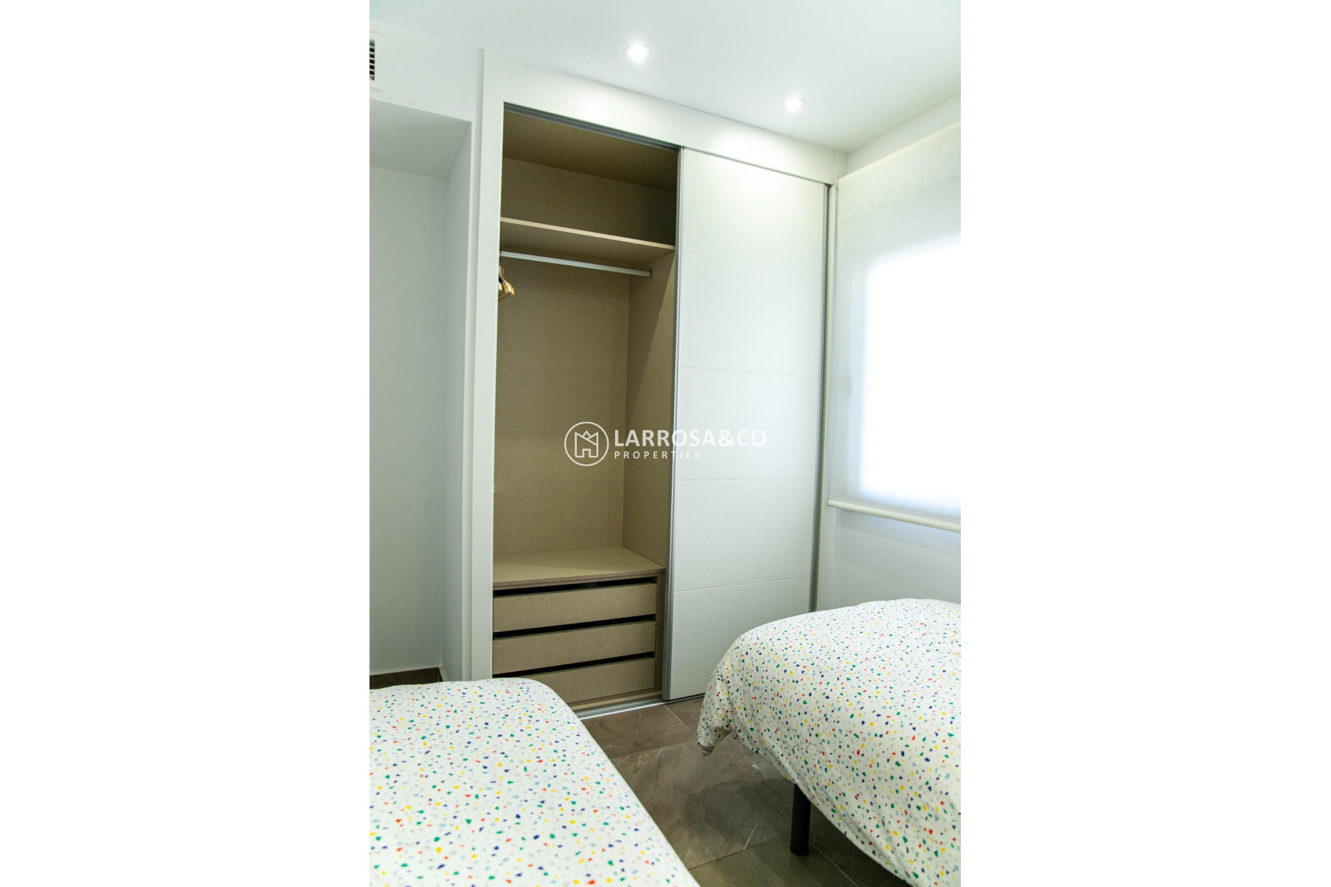 Resale - Apartment - Torrevieja - Centro