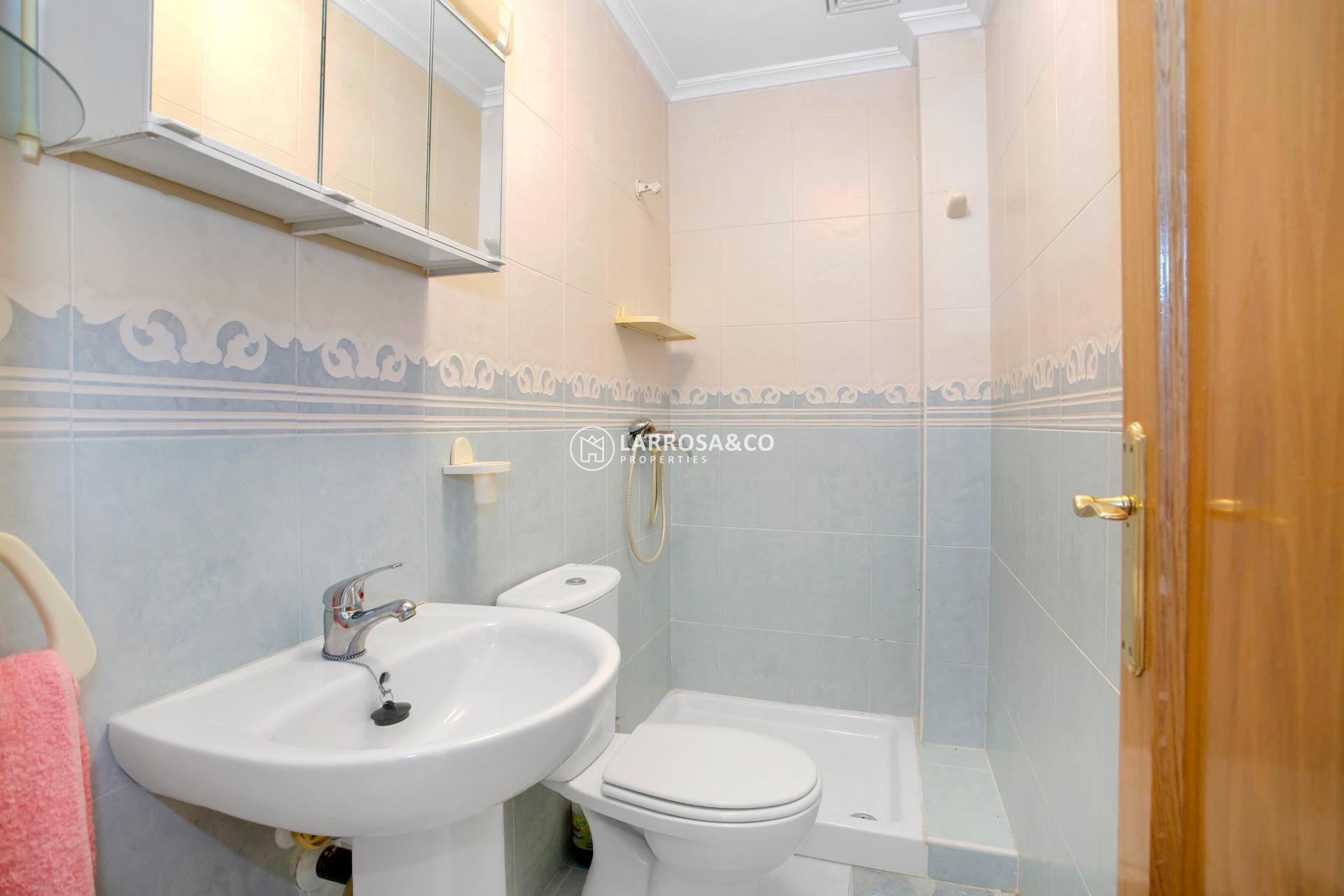 Resale - Apartment - Torrevieja - Centro