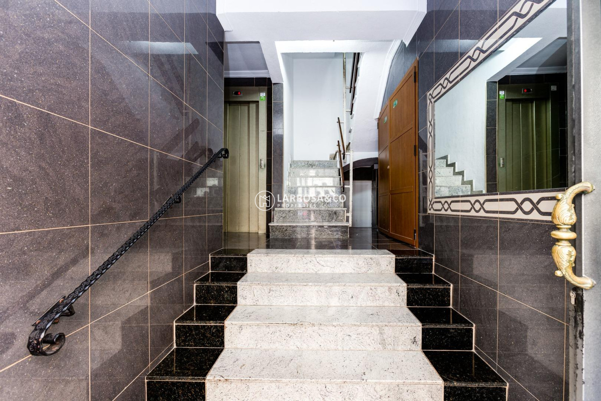 Resale - Apartment - Torrevieja - Centro