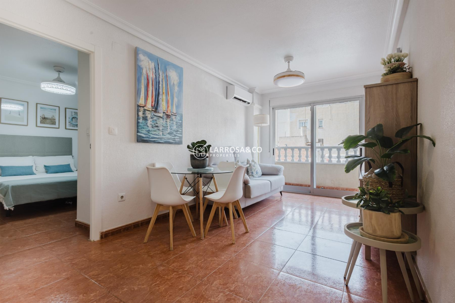 Resale - Apartment - Torrevieja - Centro