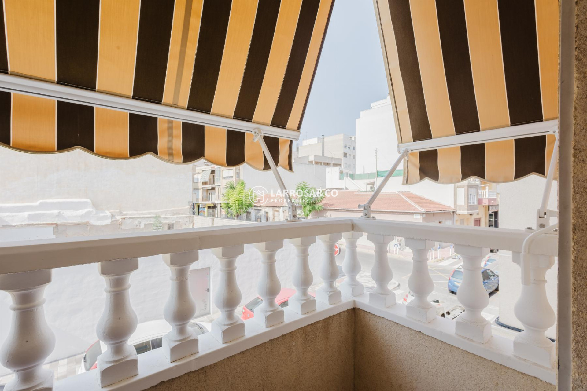 Resale - Apartment - Torrevieja - Centro