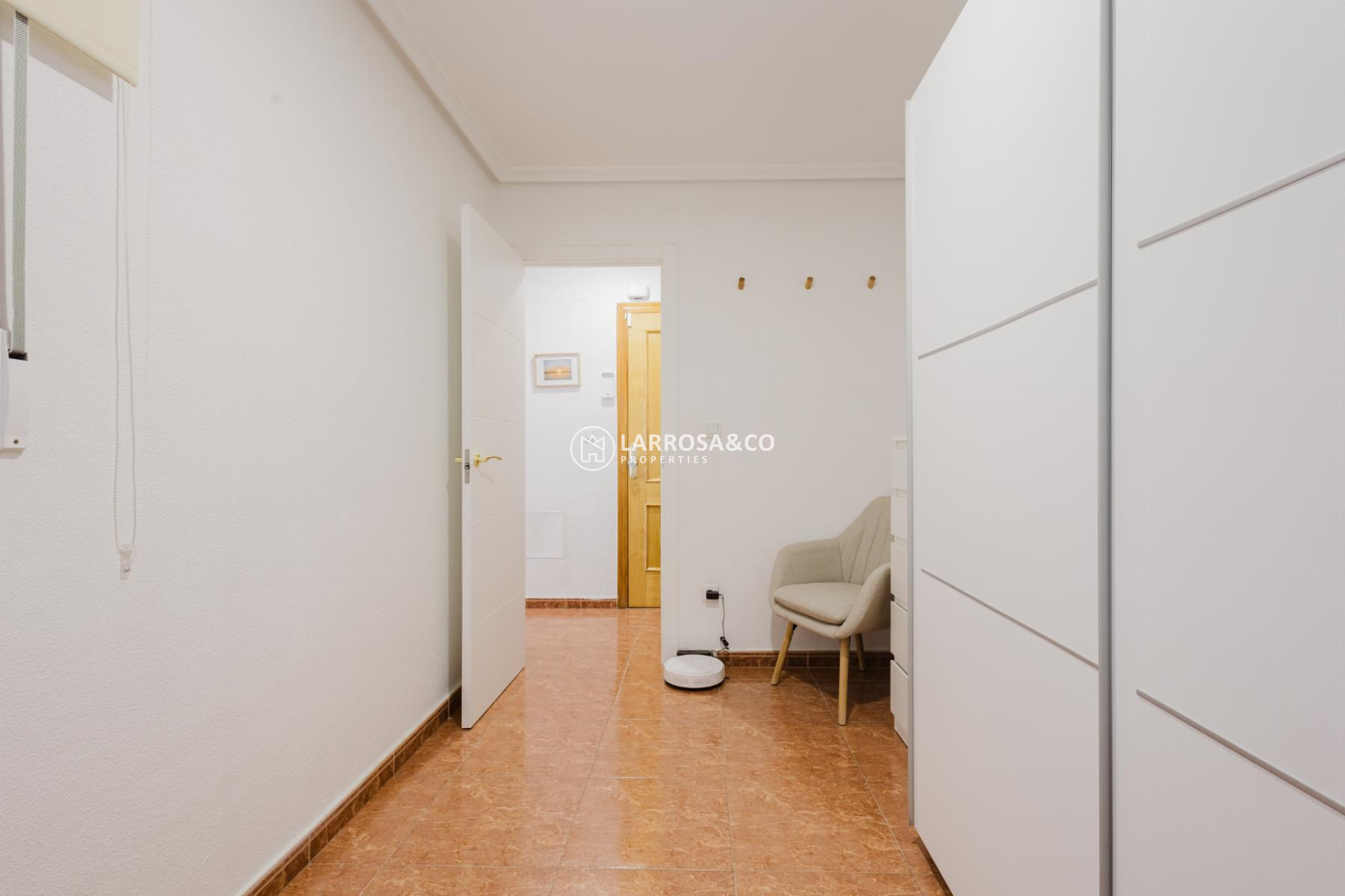 Resale - Apartment - Torrevieja - Centro