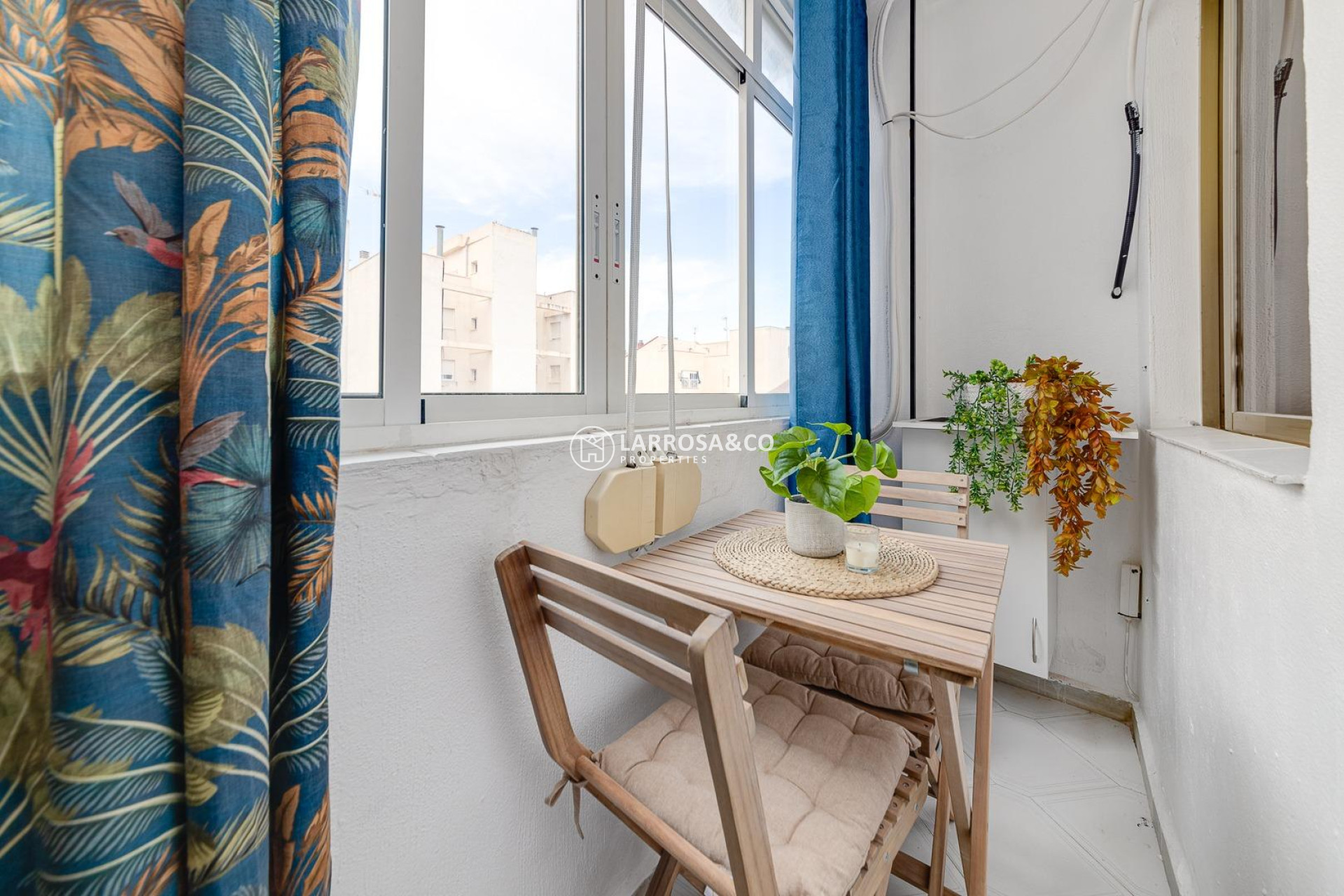 Resale - Apartment - Torrevieja - Centro