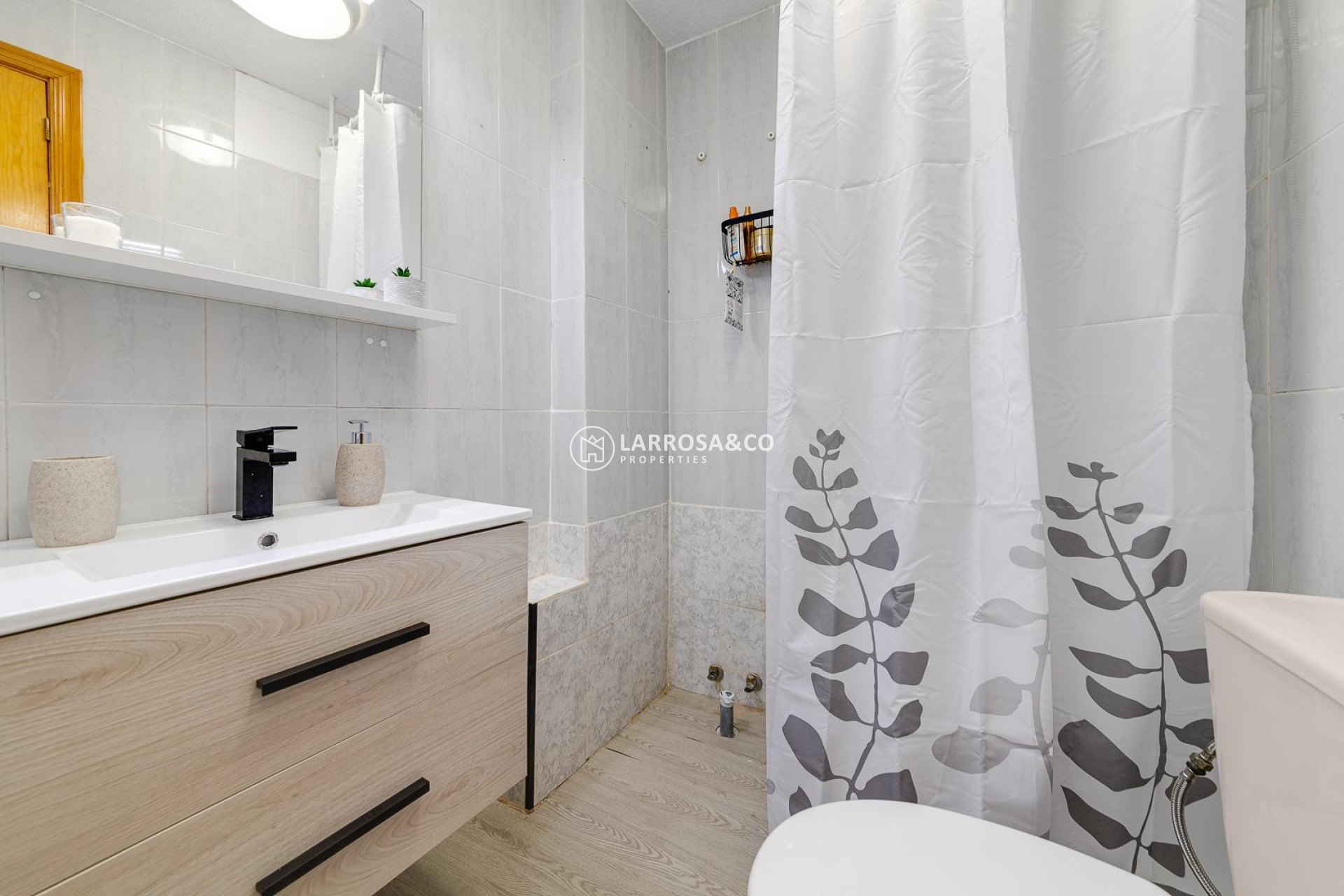 Resale - Apartment - Torrevieja - Centro