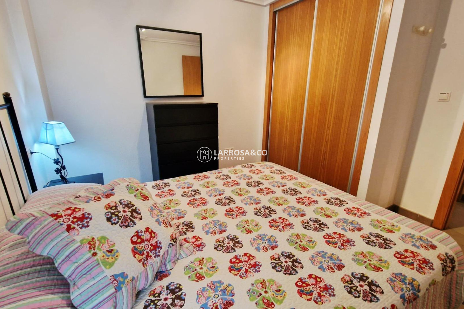Resale - Apartment - Torrevieja - Centro