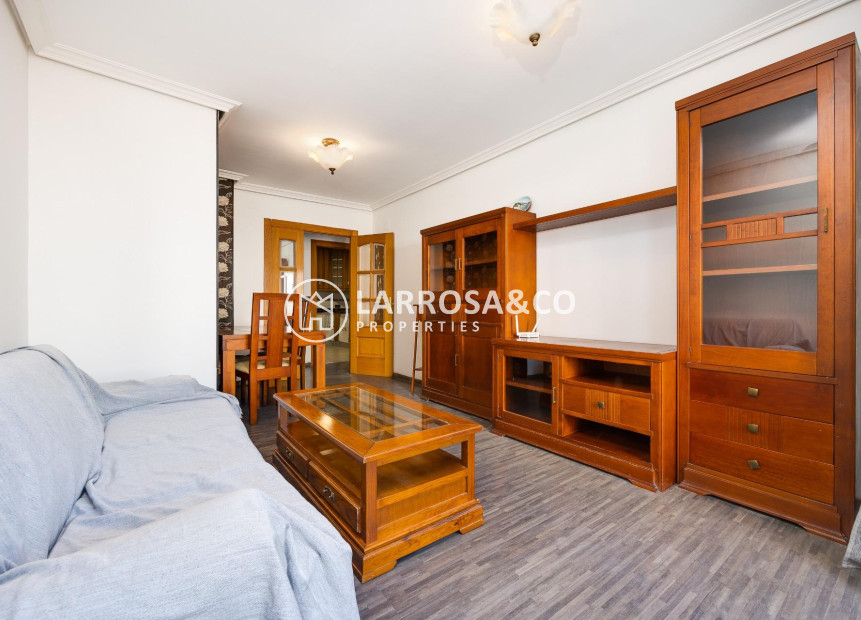 Resale - Apartment - Torrevieja - Centro