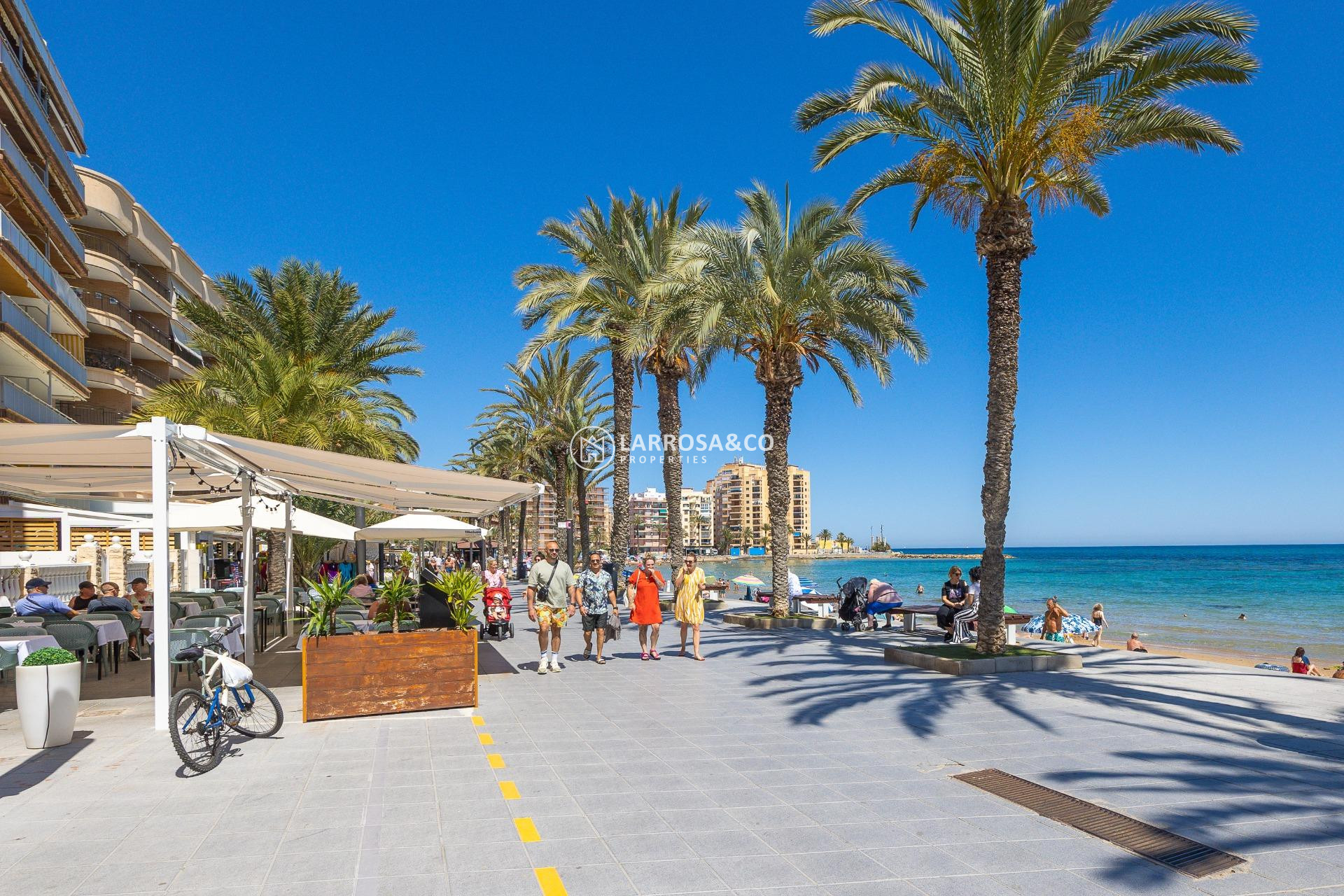 Resale - Apartment - Torrevieja - Centro