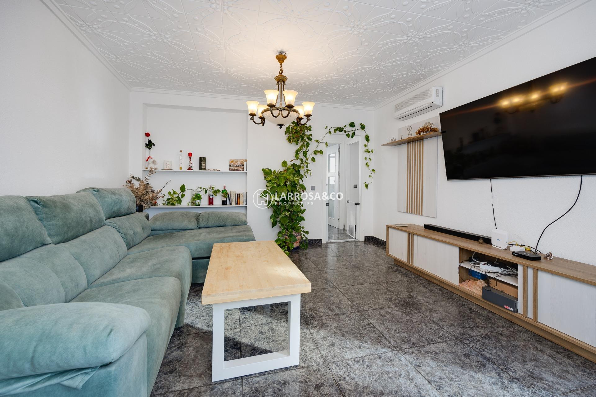 Resale - Apartment - Torrevieja - Centro