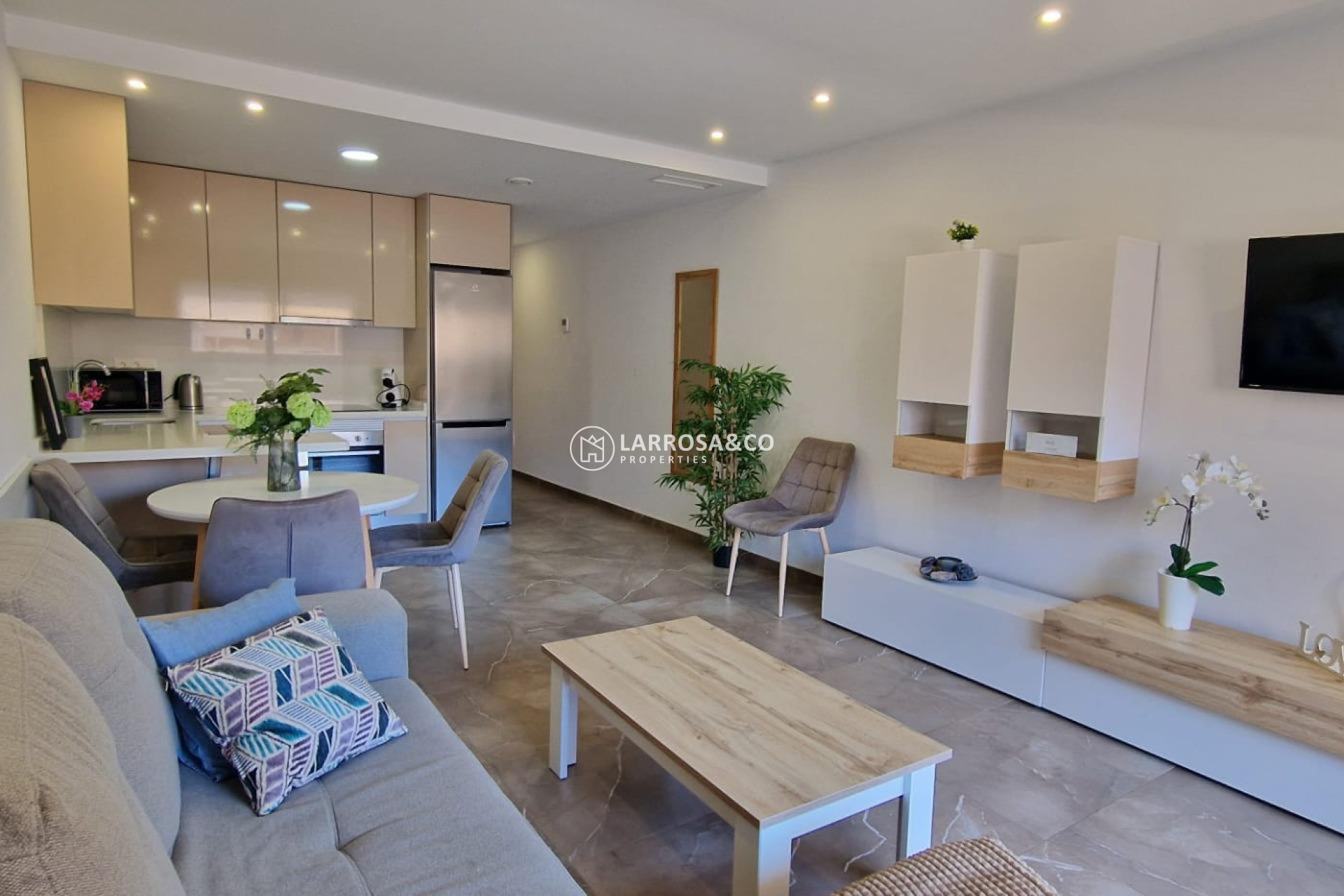 Resale - Apartment - Torrevieja - Centro