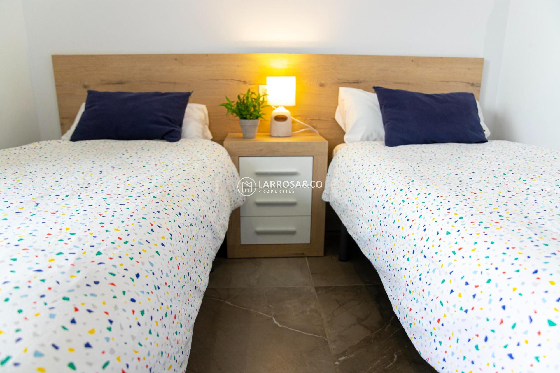 Resale - Apartment - Torrevieja - Centro