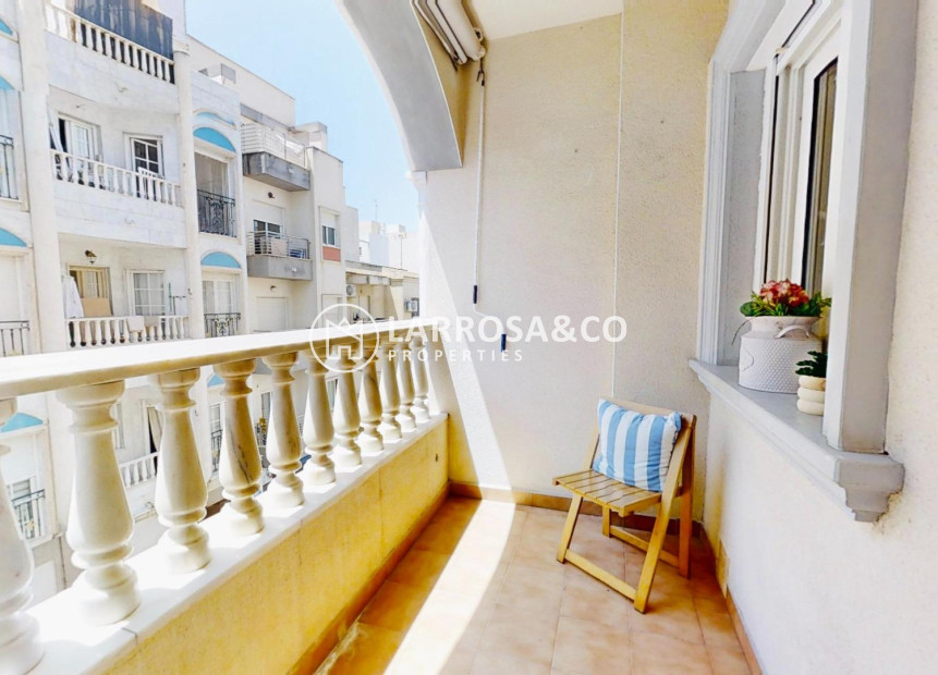 Resale - Apartment - Torrevieja - Centro