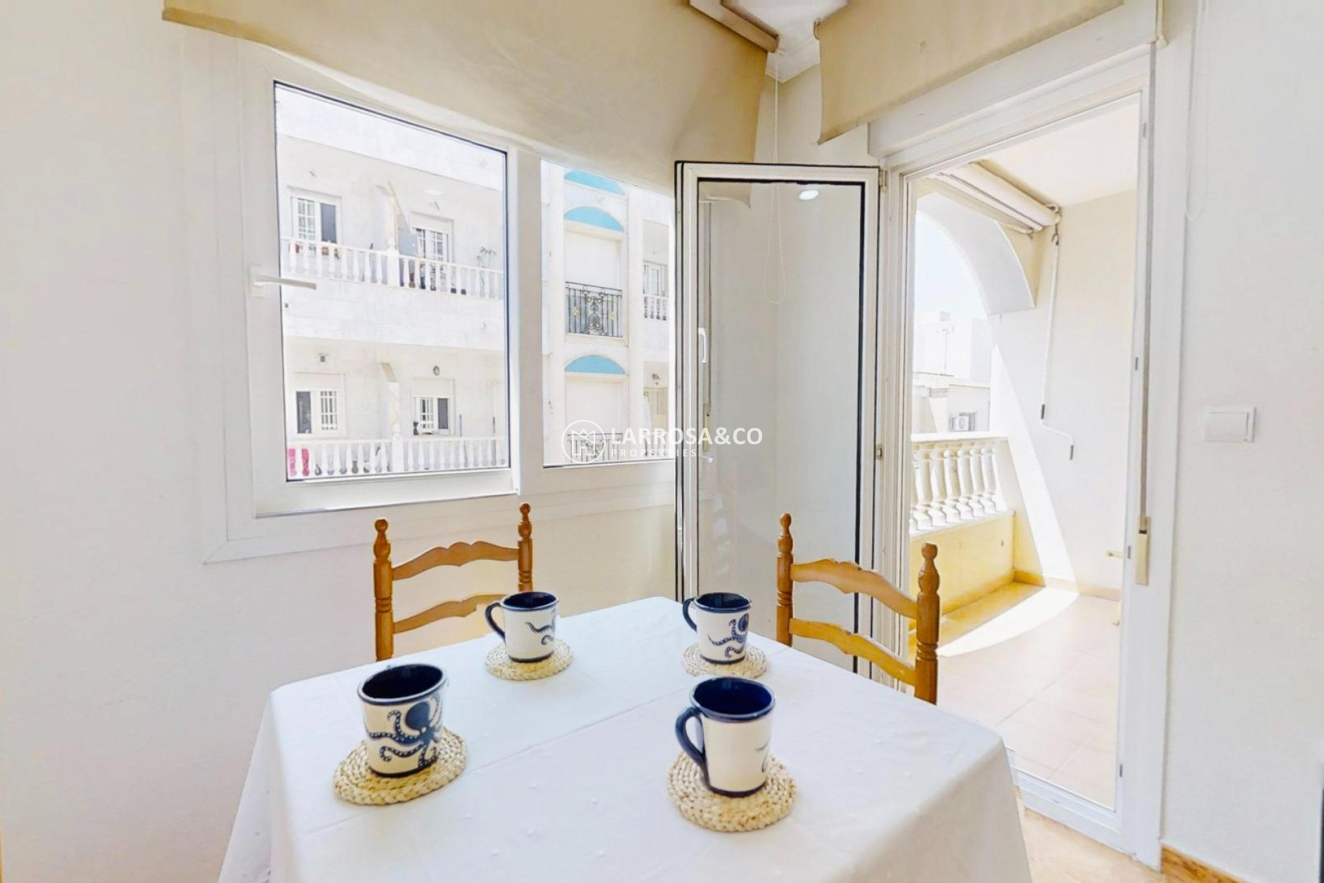 Resale - Apartment - Torrevieja - Centro