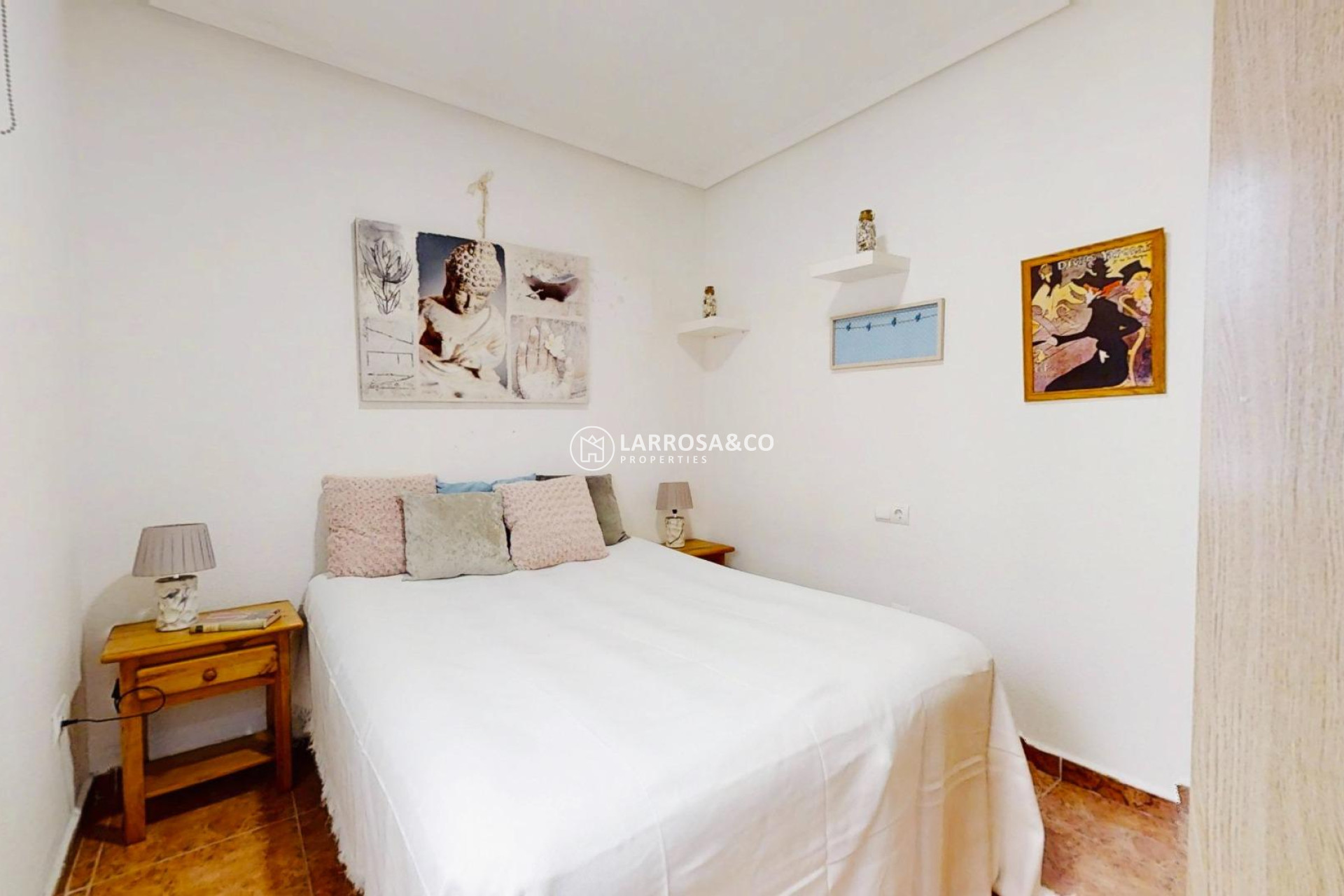 Resale - Apartment - Torrevieja - Centro
