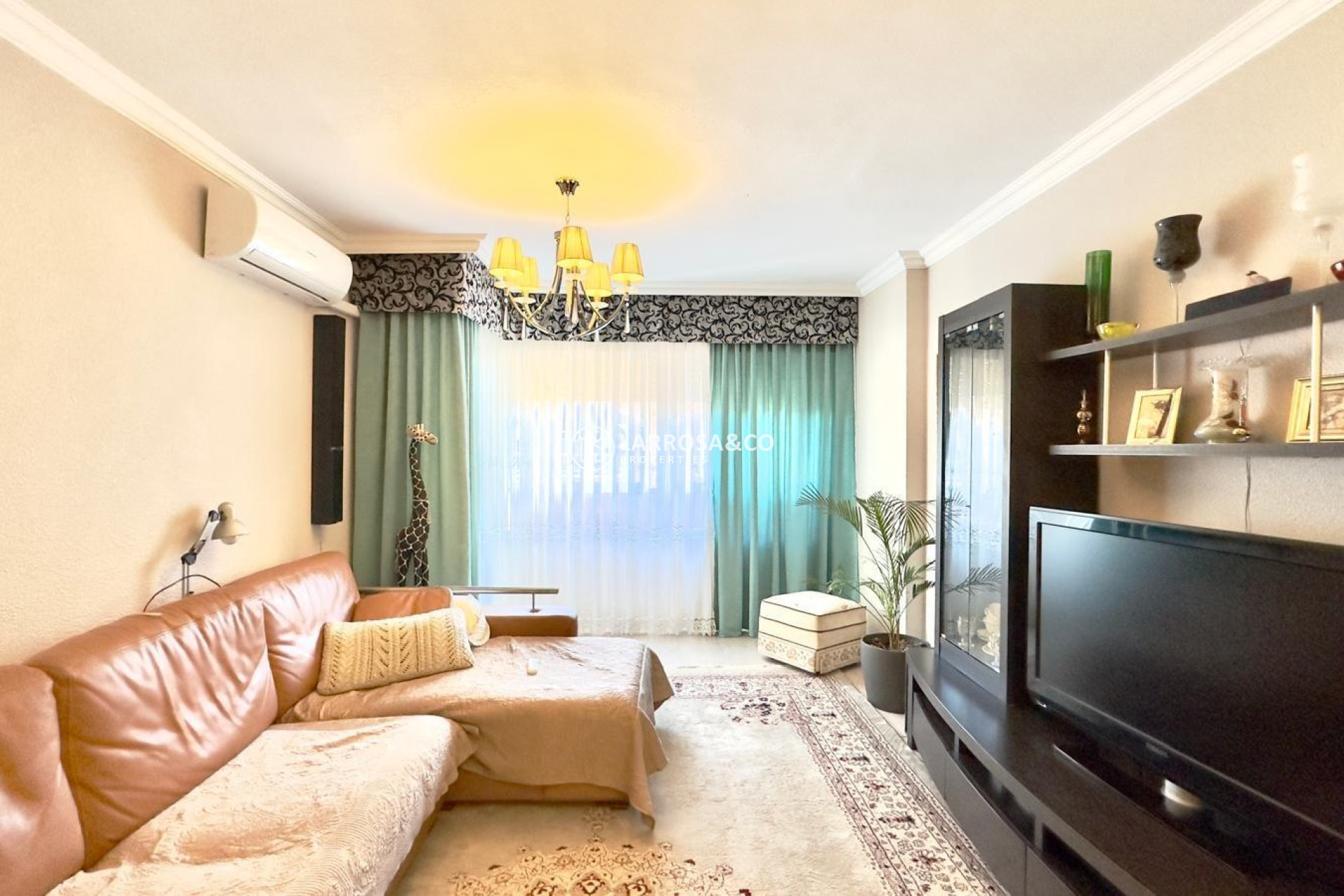 Resale - Apartment - Torrevieja - Centro