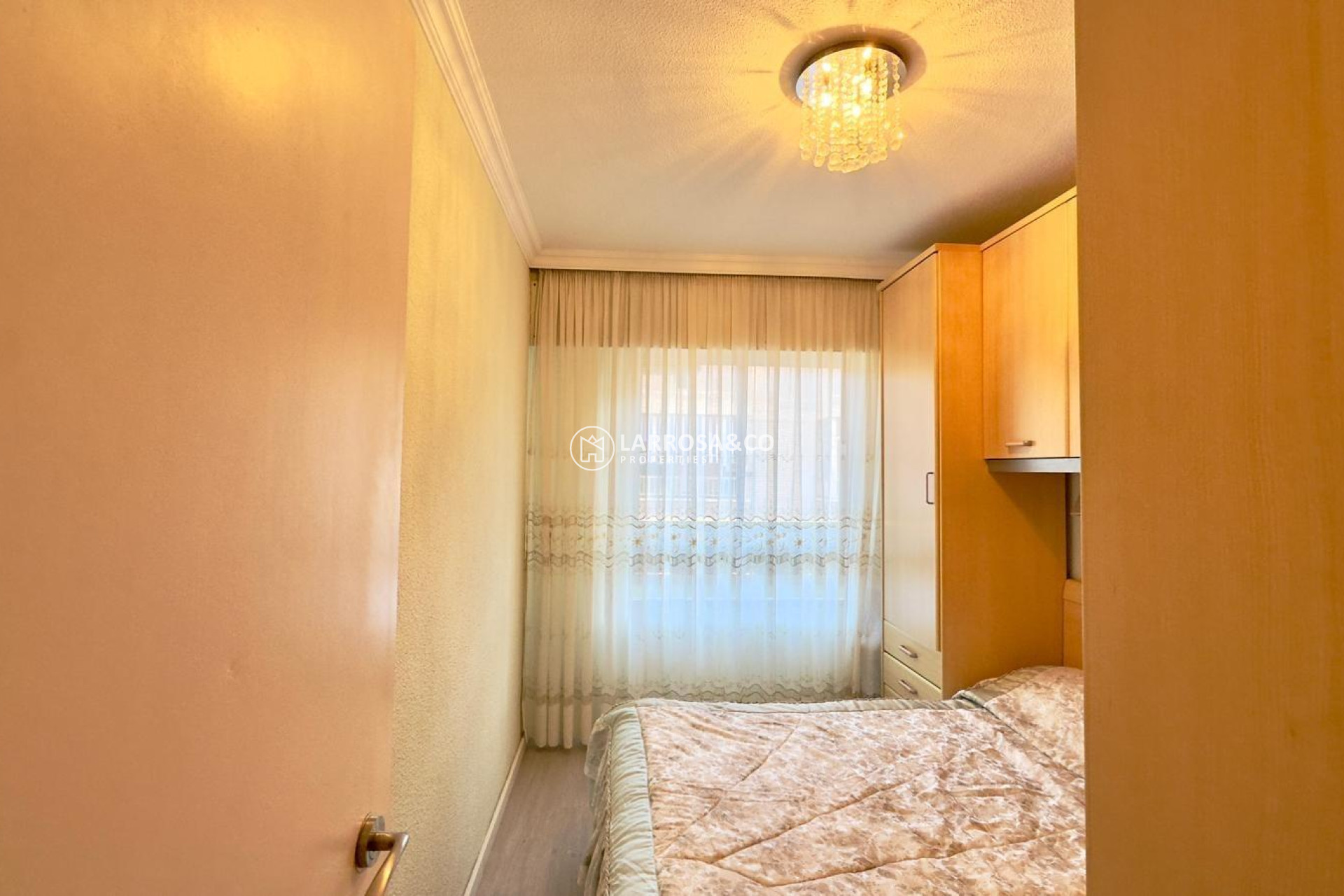 Resale - Apartment - Torrevieja - Centro