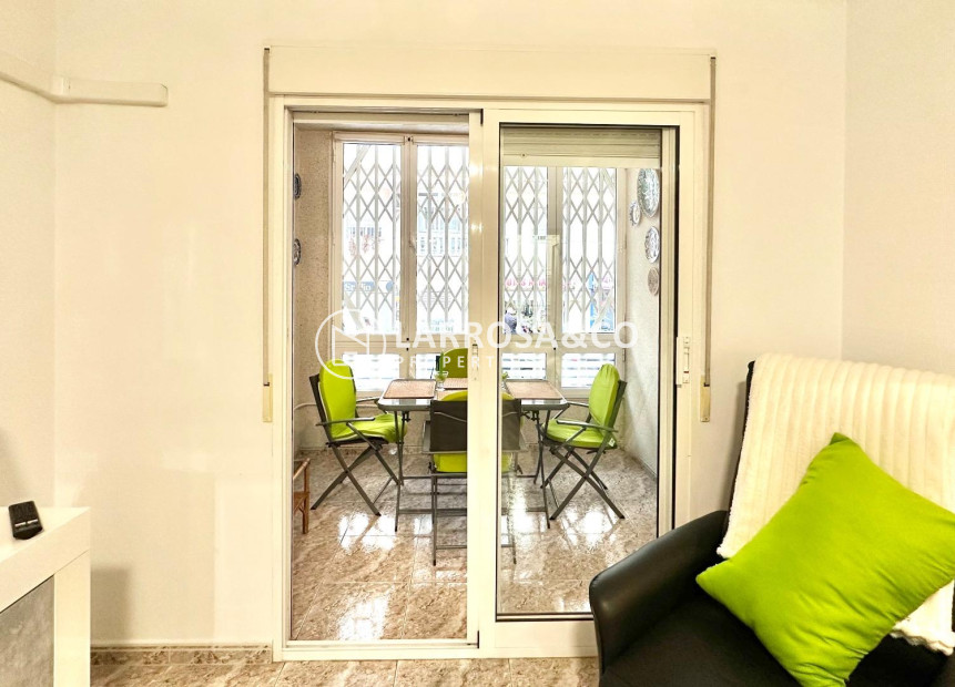 Resale - Apartment - Torrevieja - Centro