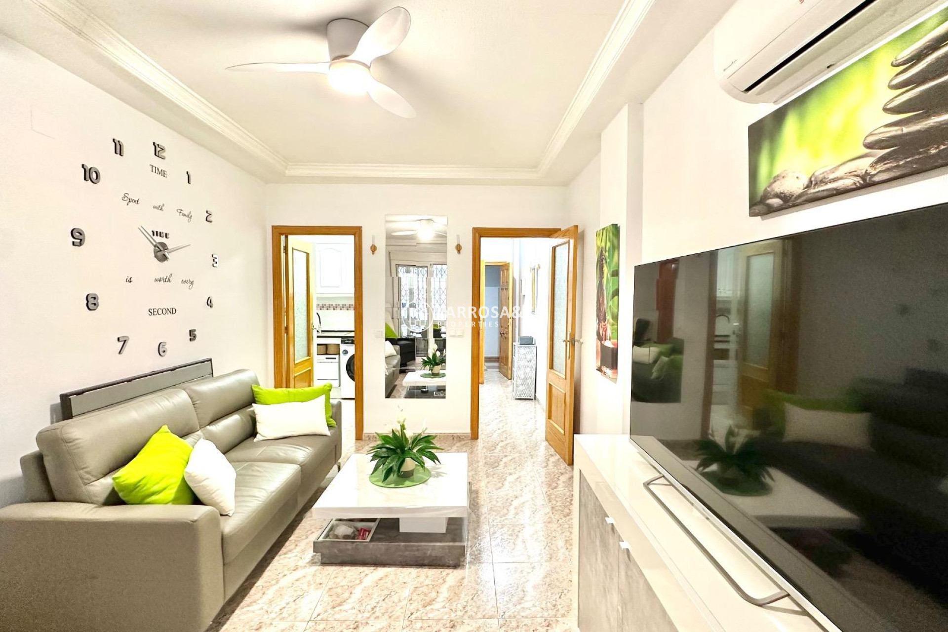 Resale - Apartment - Torrevieja - Centro