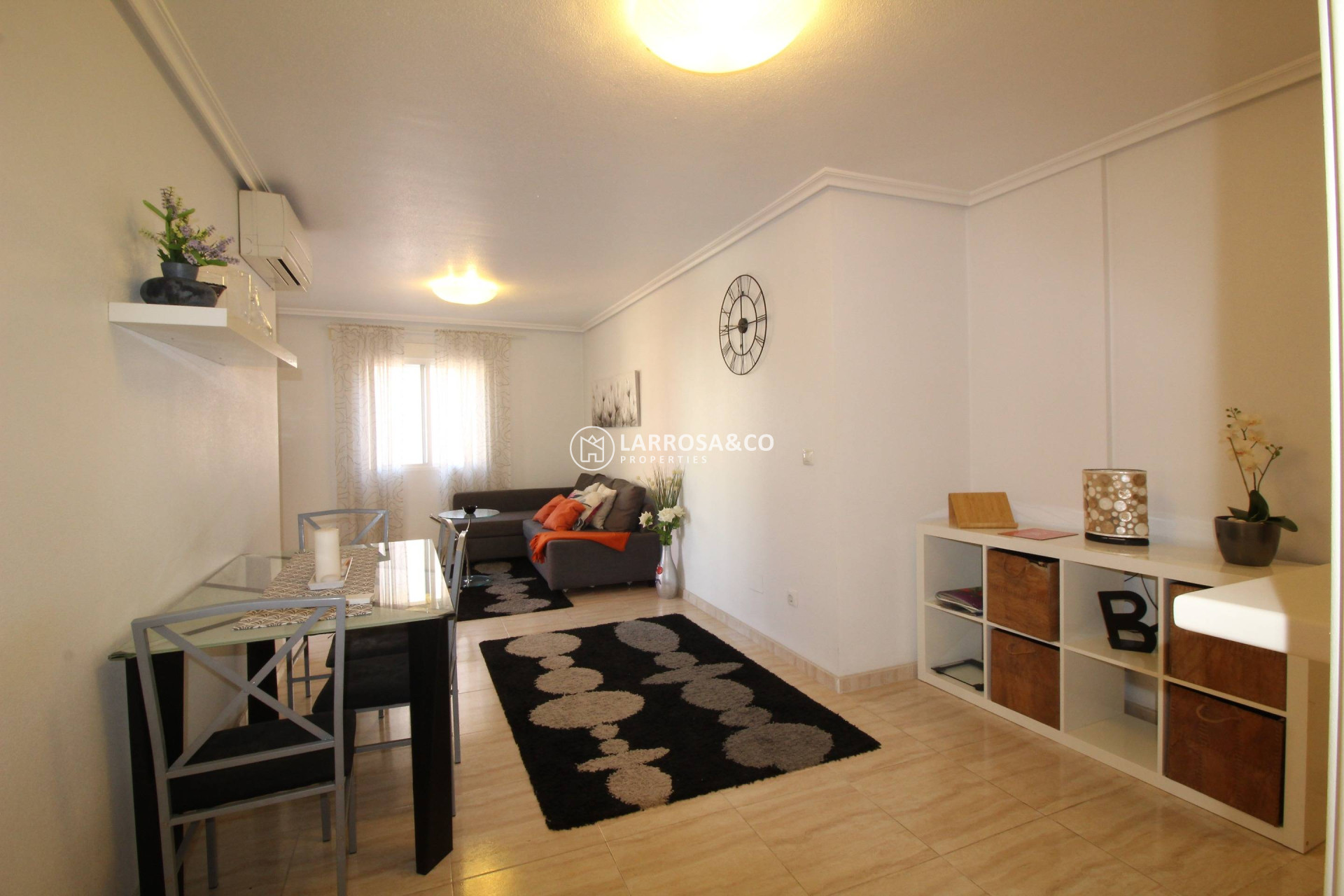 Resale - Apartment - Torrevieja - Centro