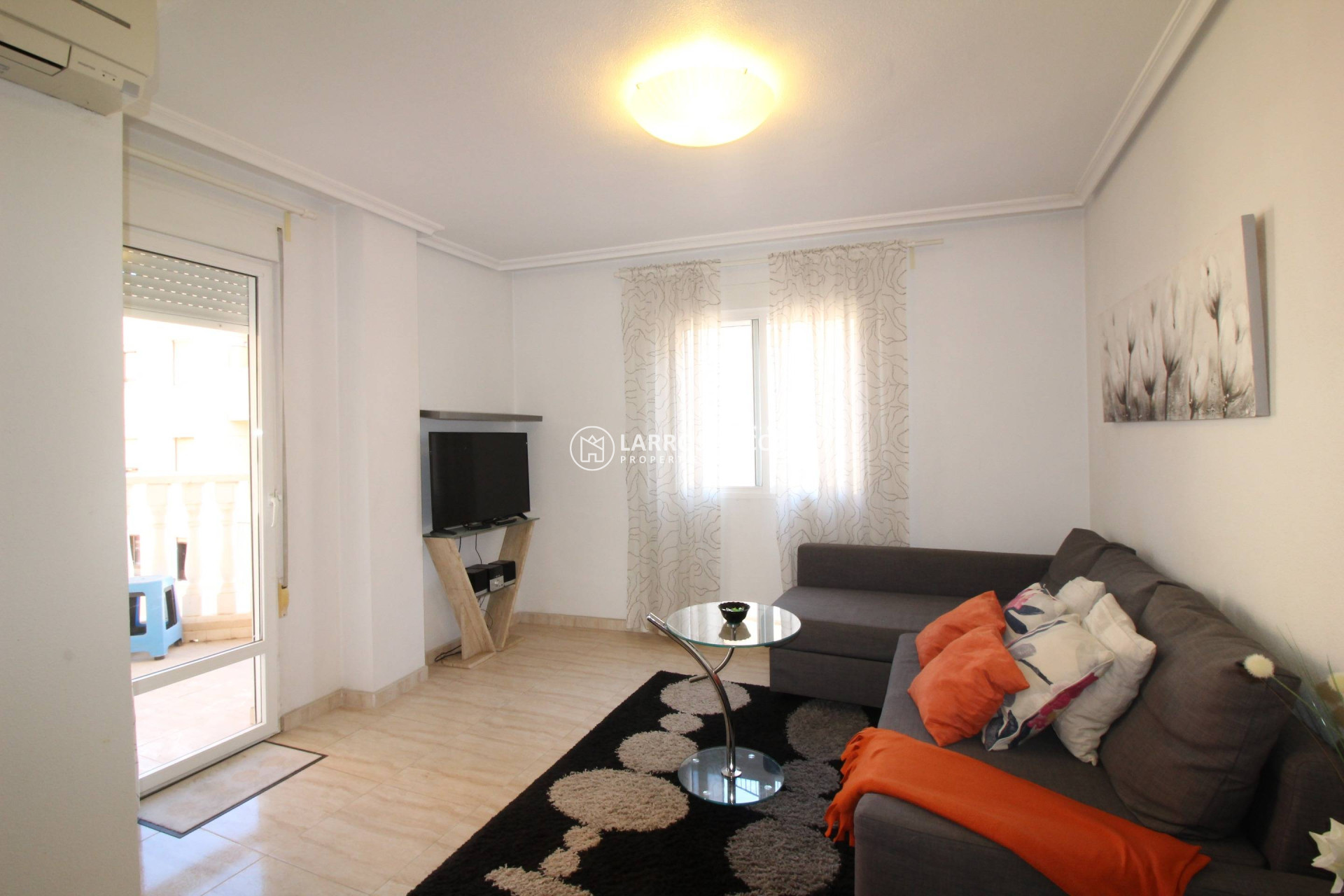 Resale - Apartment - Torrevieja - Centro