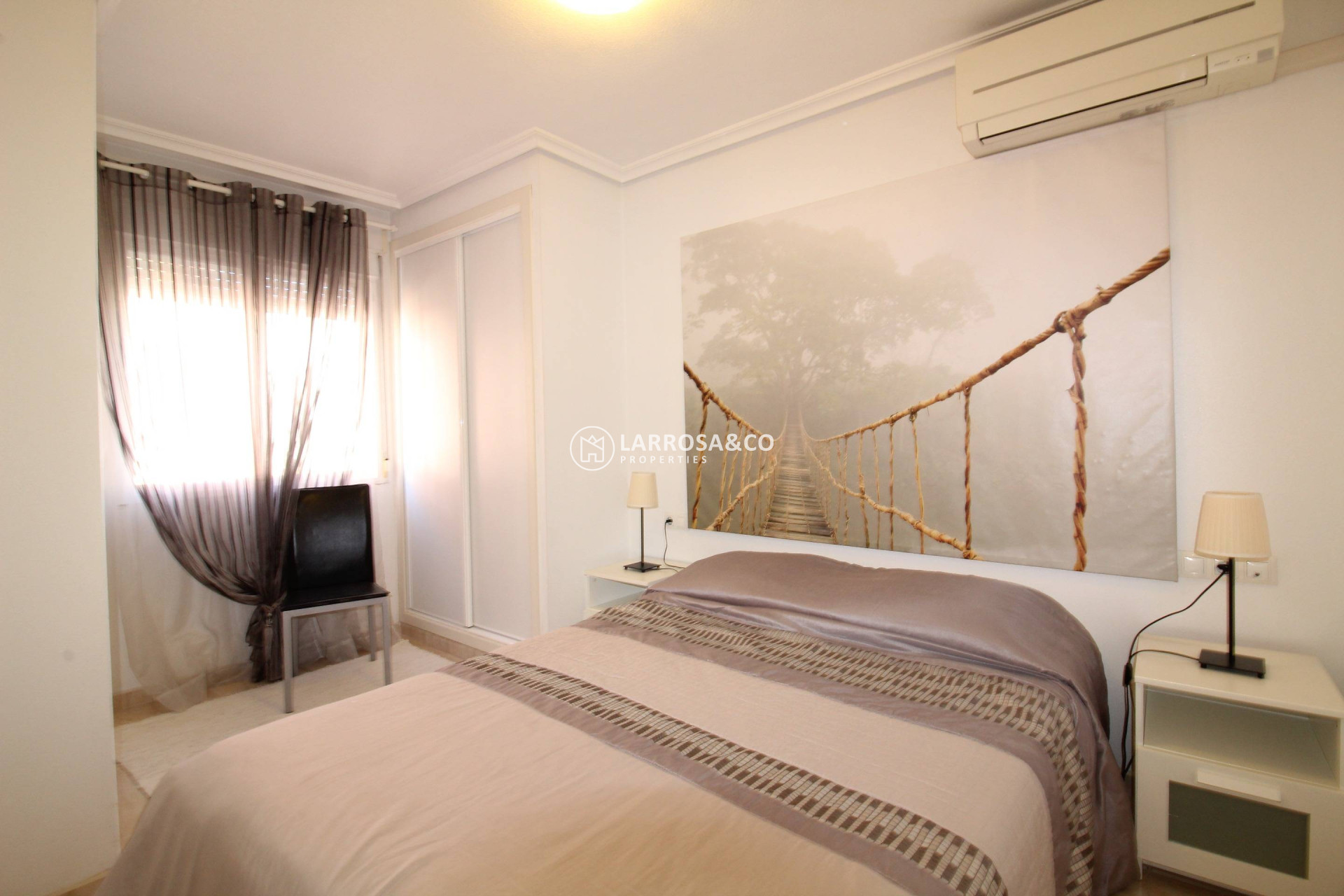 Resale - Apartment - Torrevieja - Centro