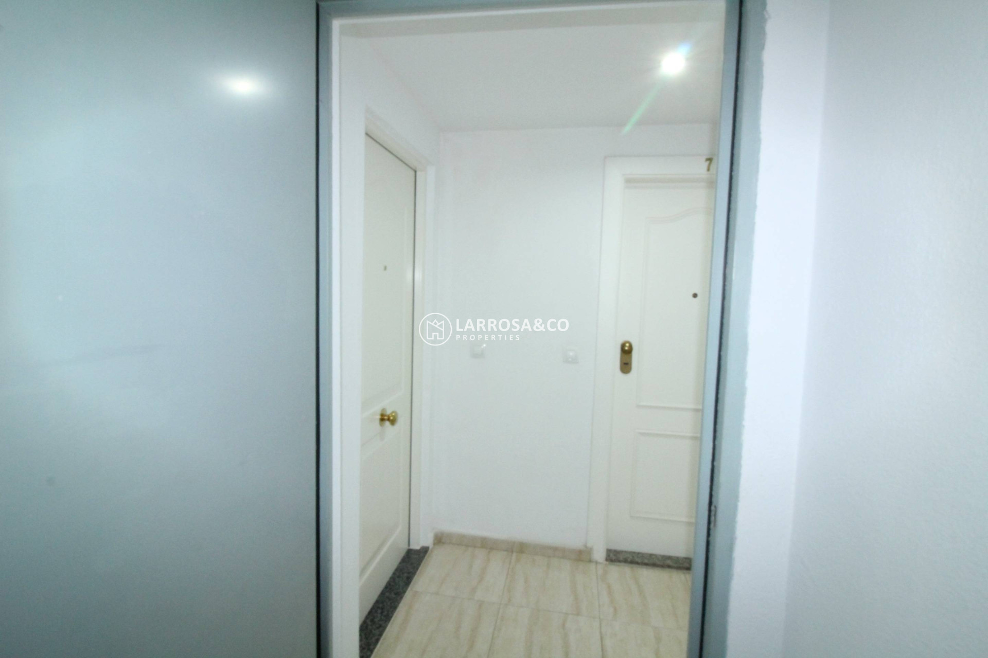 Resale - Apartment - Torrevieja - Centro