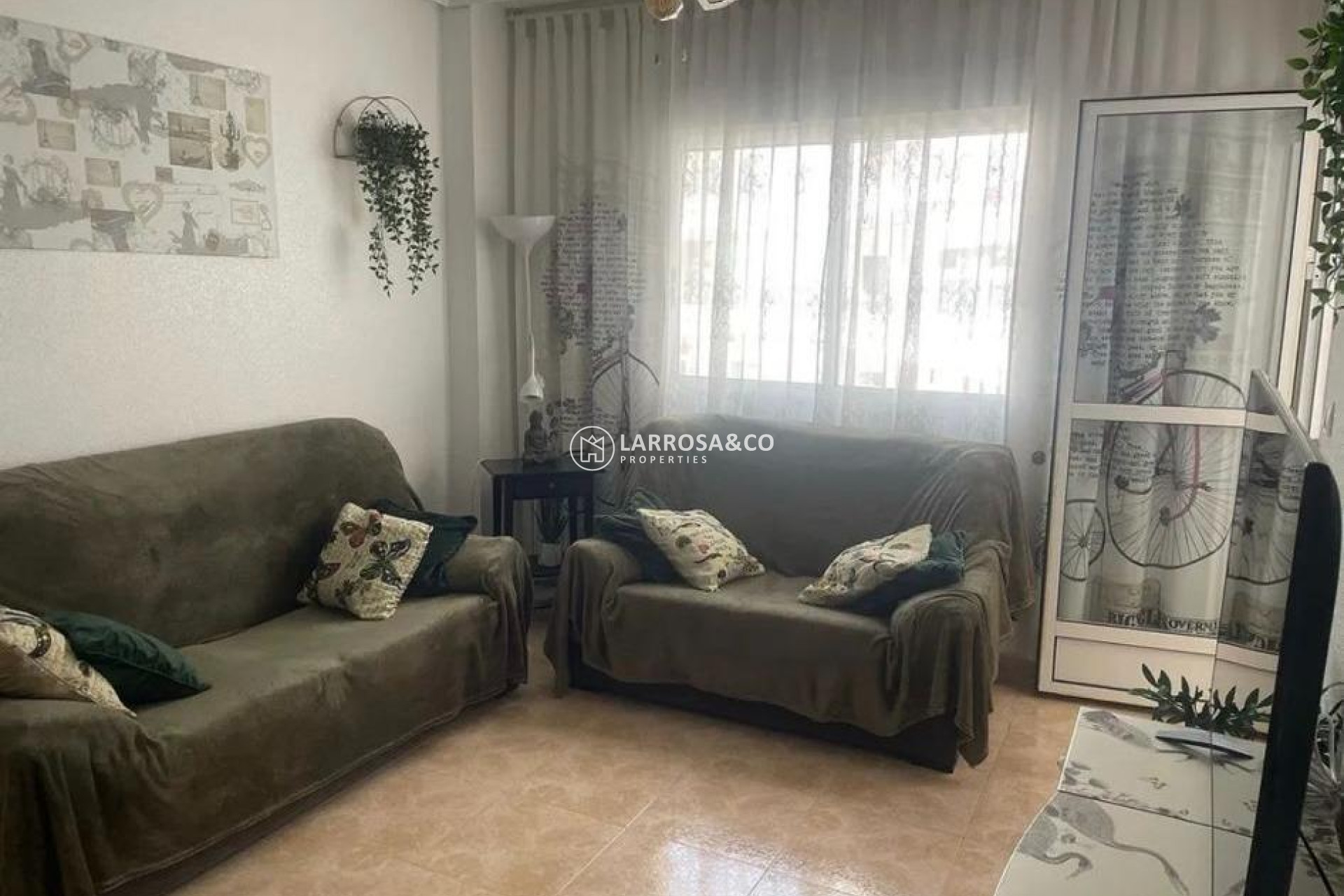 Resale - Apartment - Torrevieja - Centro