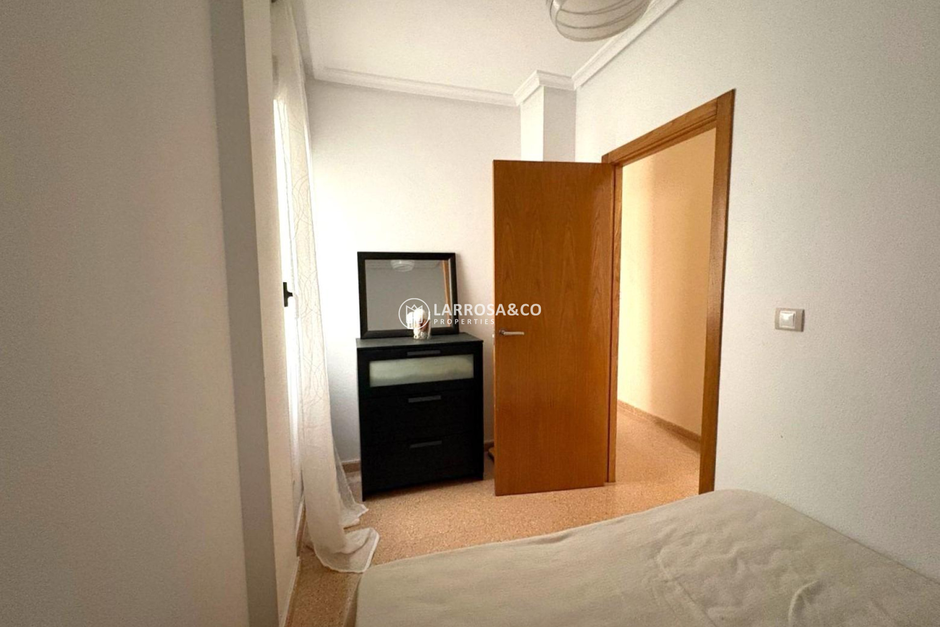 Resale - Apartment - Torrevieja - Centro