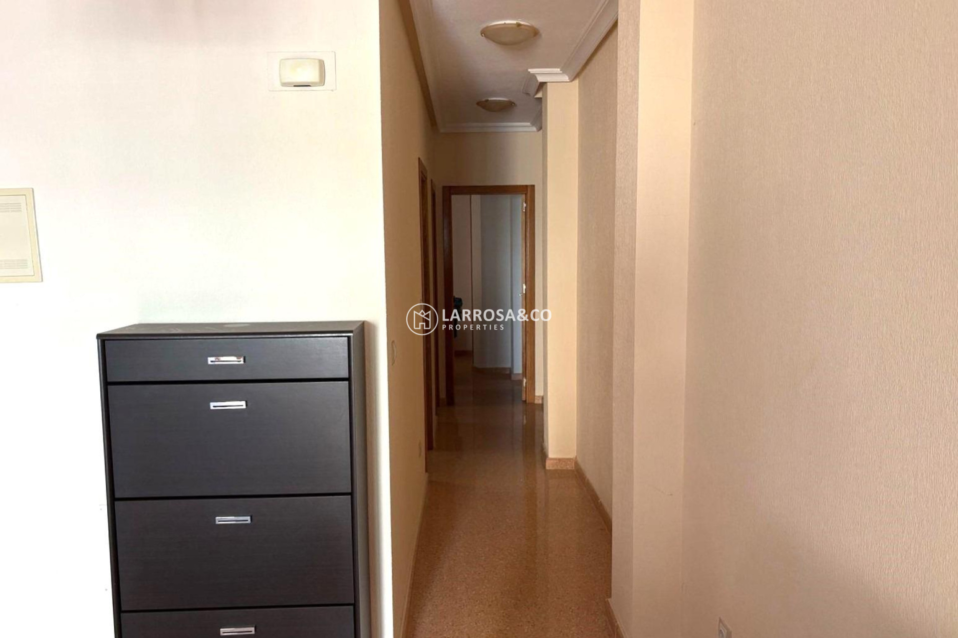 Resale - Apartment - Torrevieja - Centro