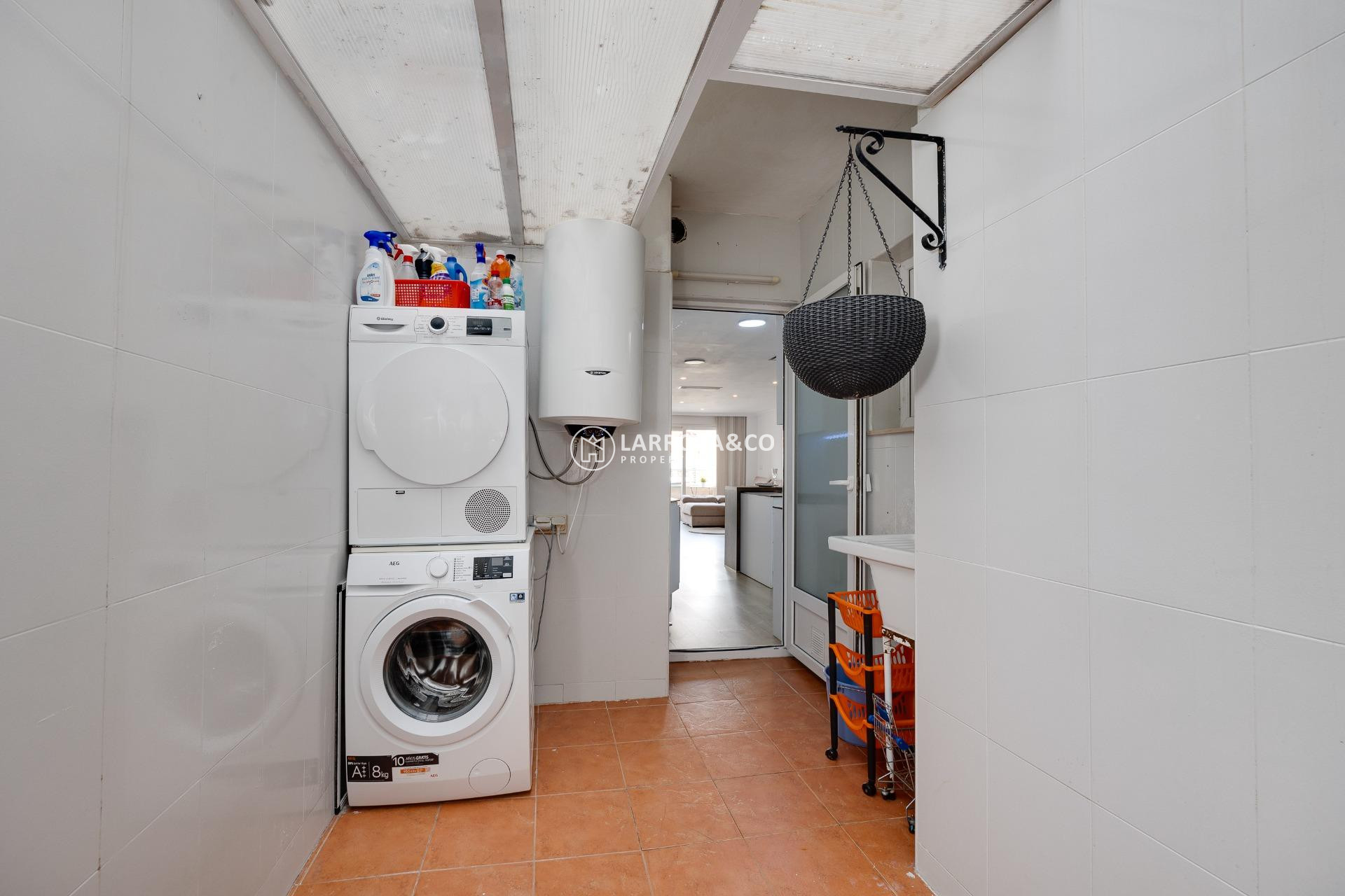 Resale - Apartment - Torrevieja - Centro