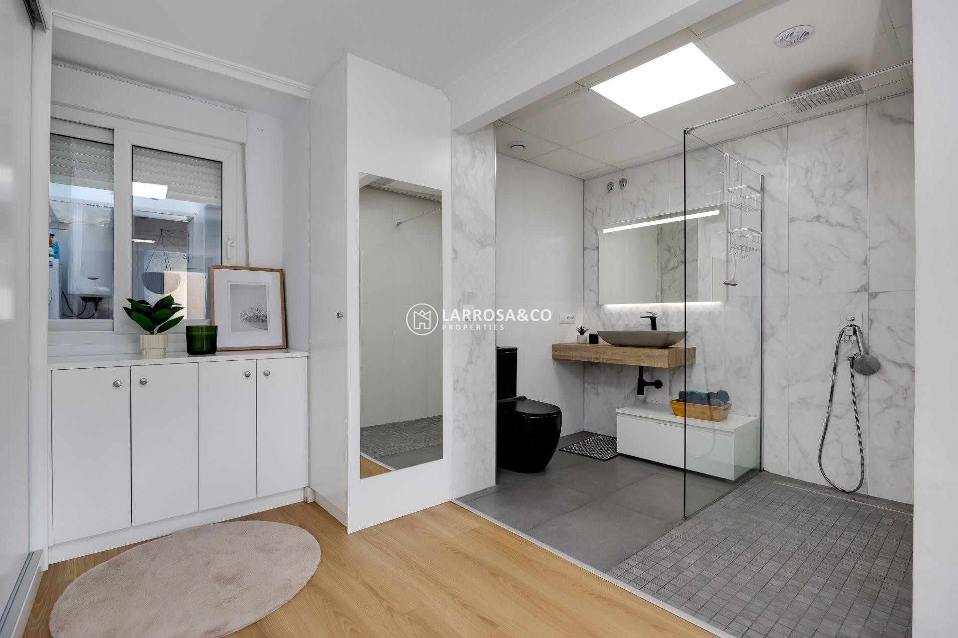 Resale - Apartment - Torrevieja - Centro