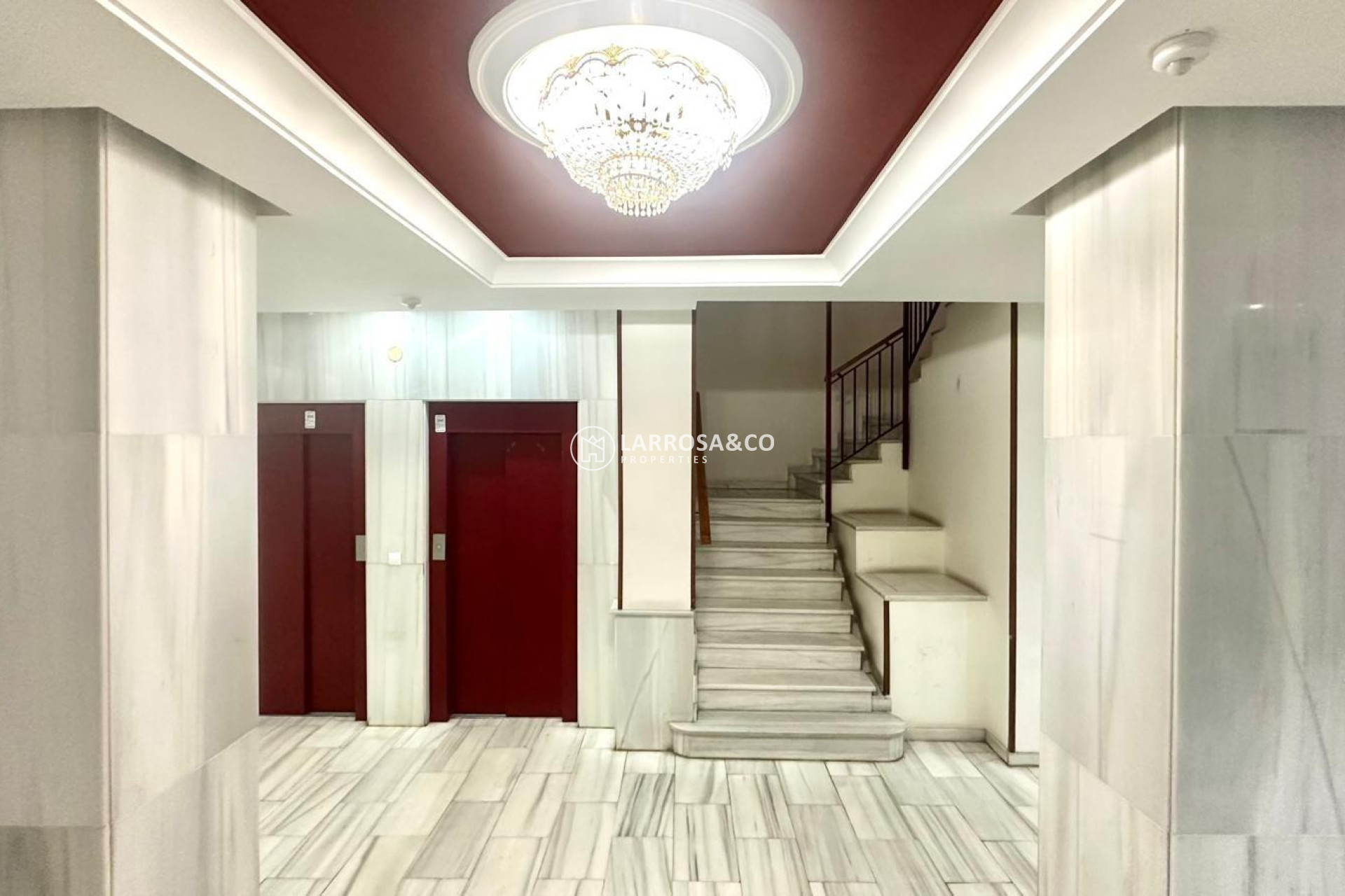 Resale - Apartment - Torrevieja - Centro