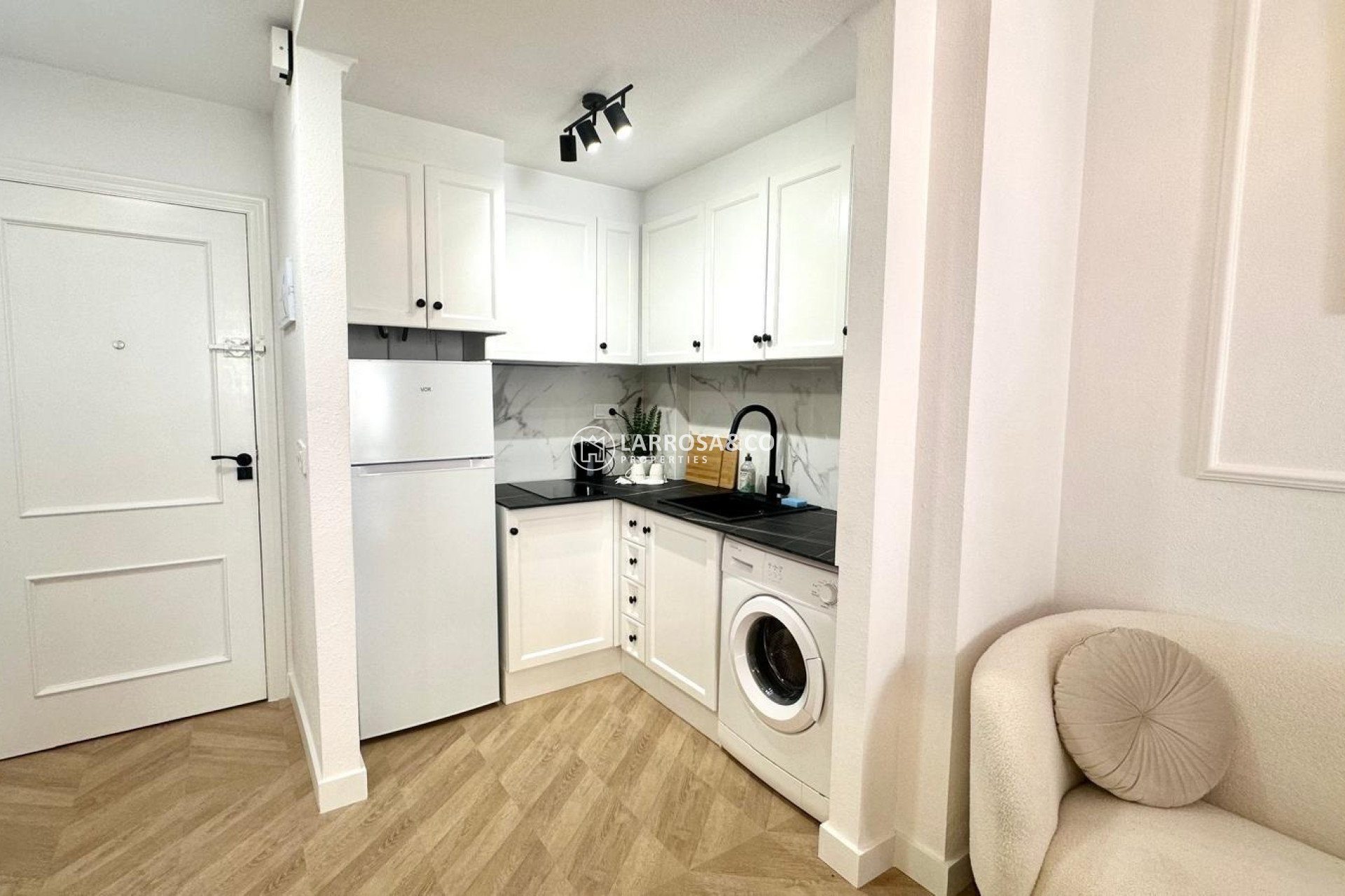 Resale - Apartment - Torrevieja - Centro