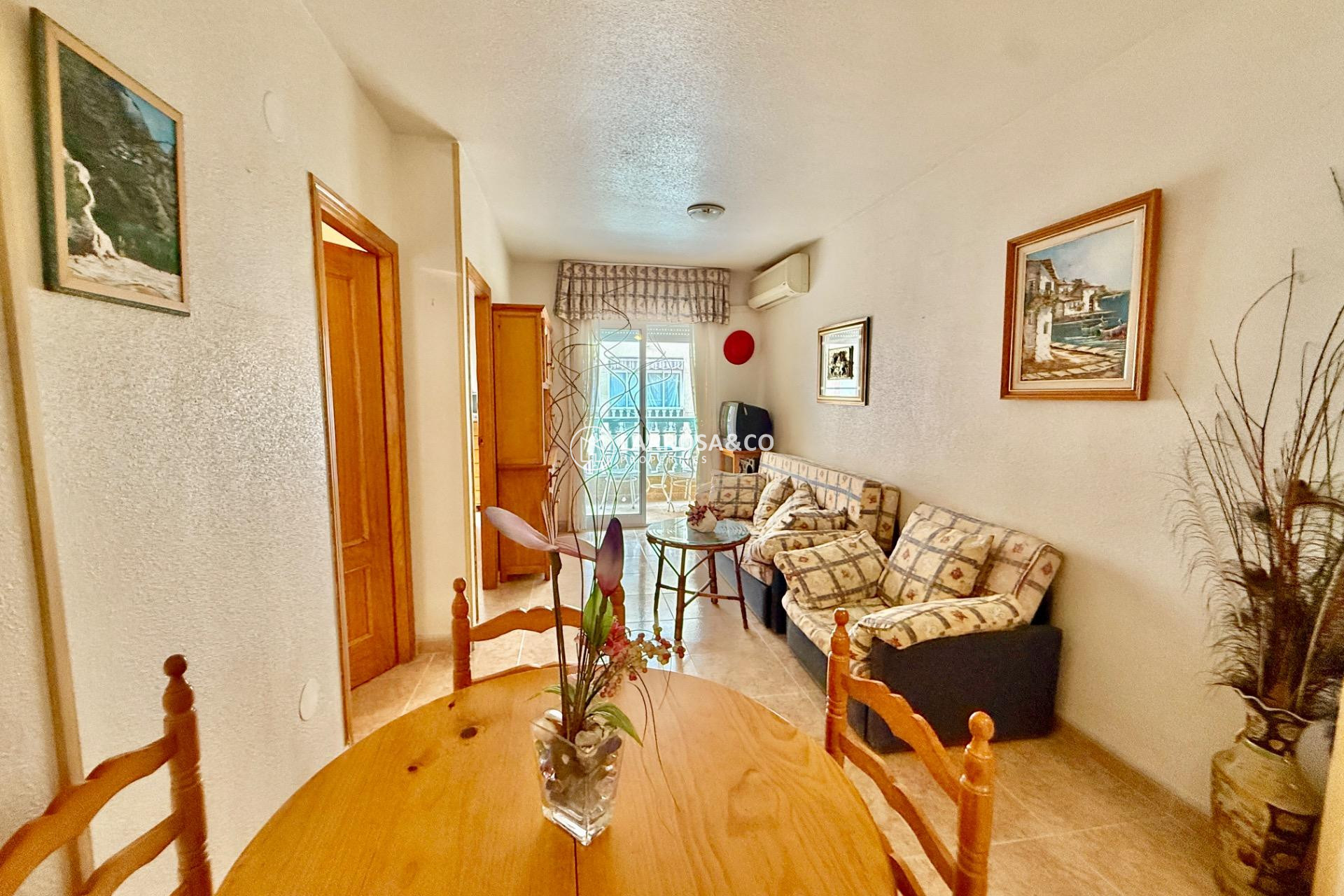 Resale - Apartment - Torrevieja - Centro