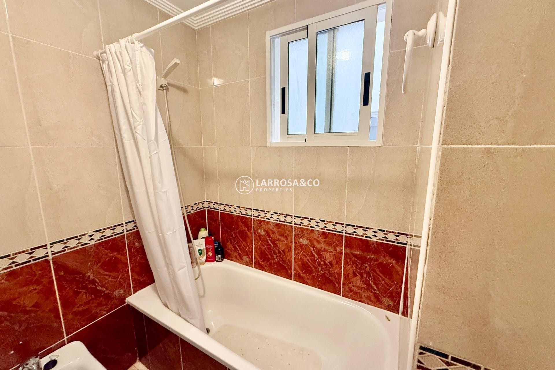 Resale - Apartment - Torrevieja - Centro