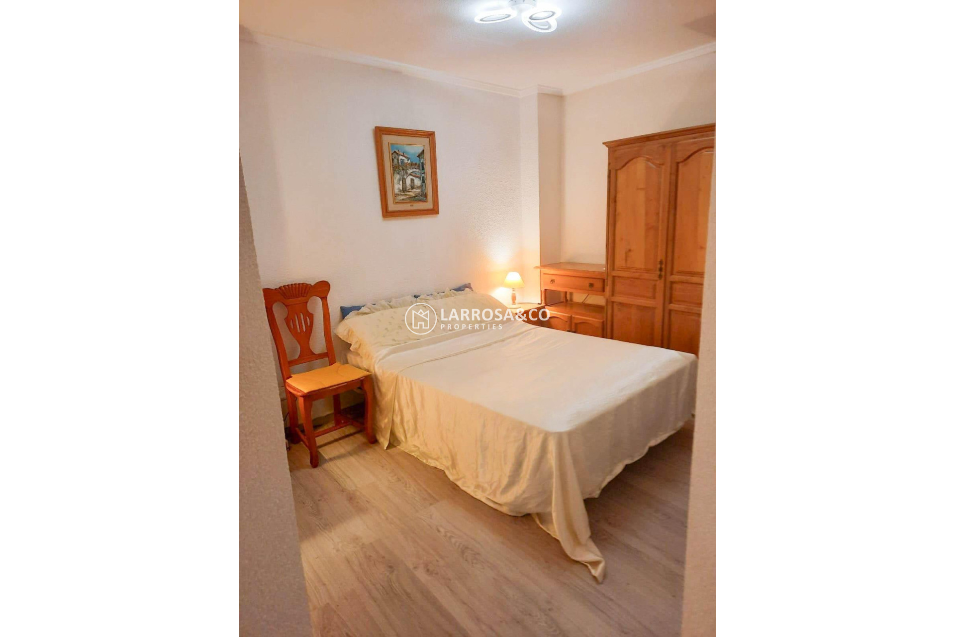 Resale - Apartment - Torrevieja - Centro
