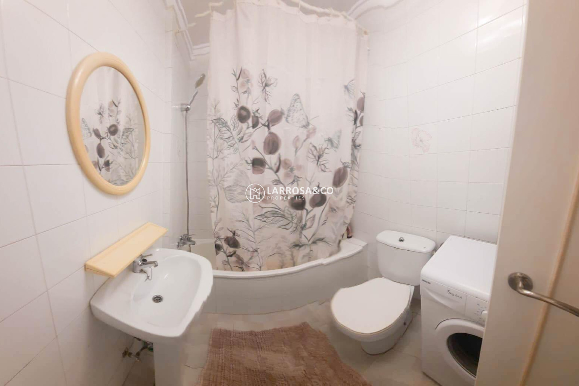 Resale - Apartment - Torrevieja - Centro