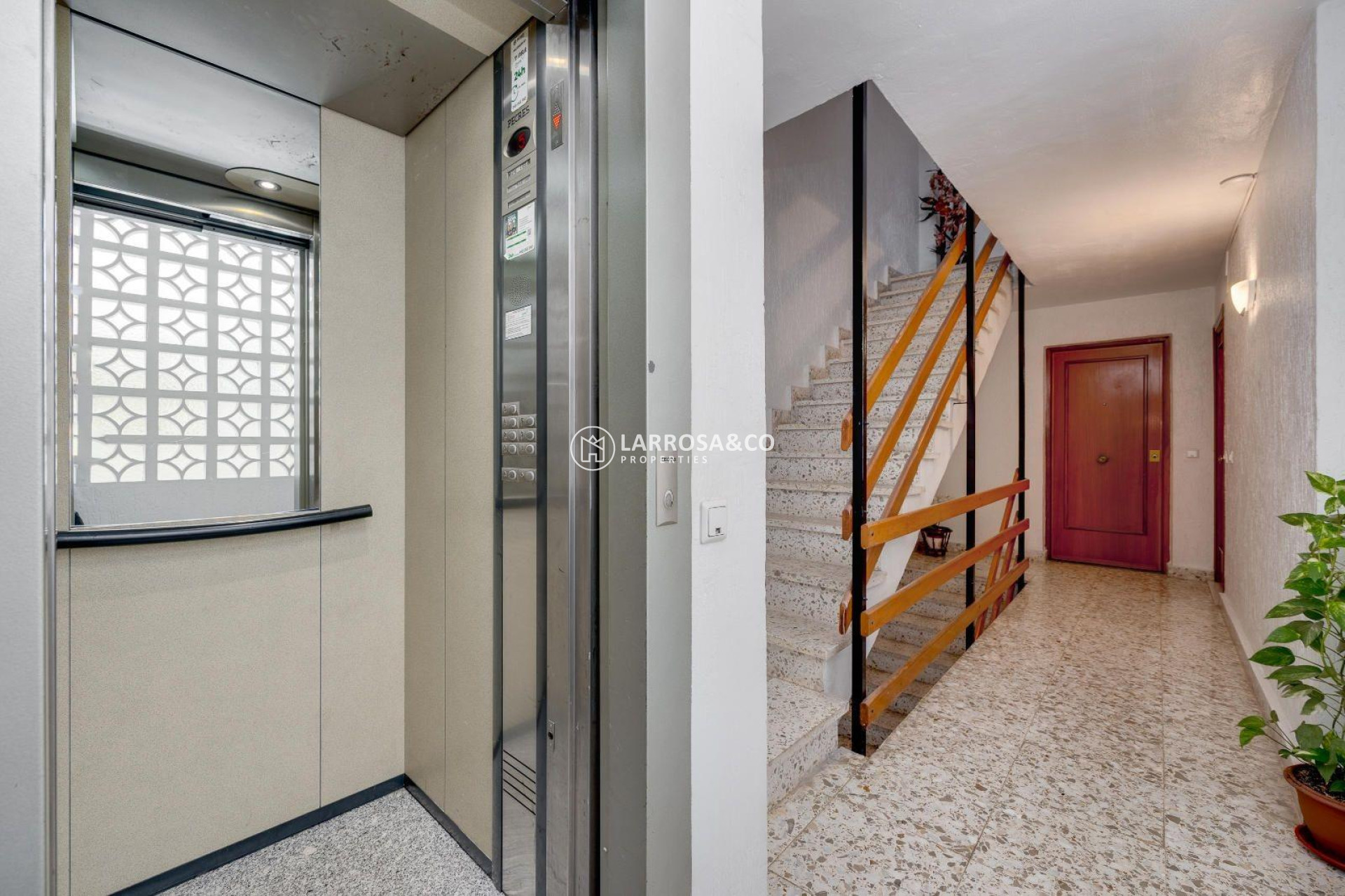 Resale - Apartment - Torrevieja - Centro