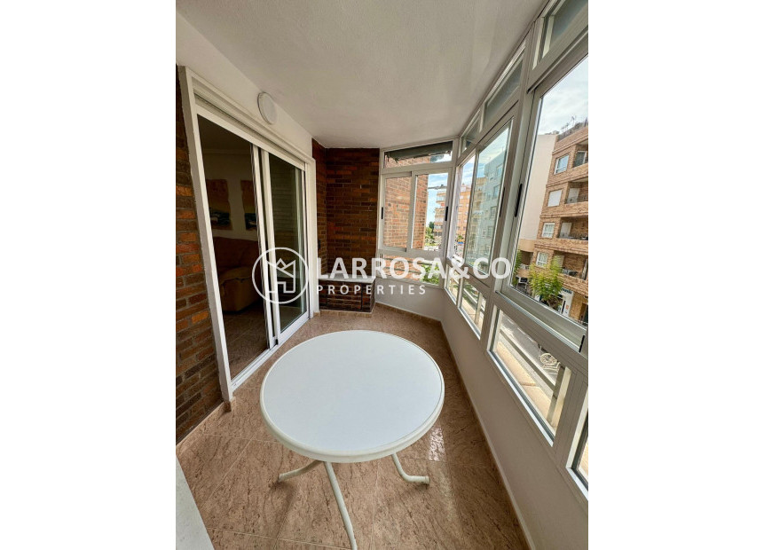 Resale - Apartment - Torrevieja - Centro