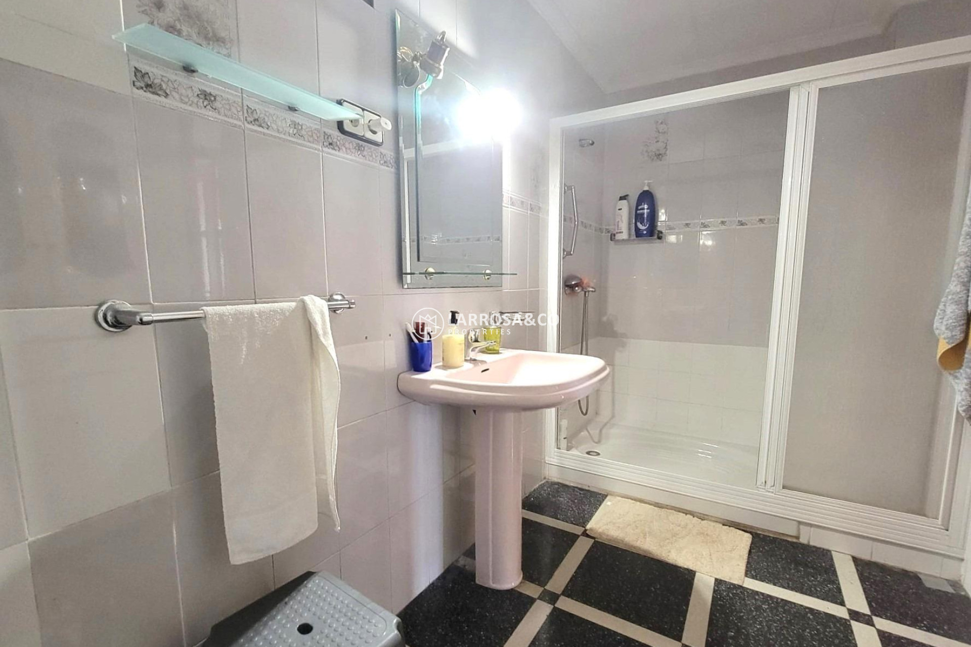 Resale - Apartment - Torrevieja - Centro